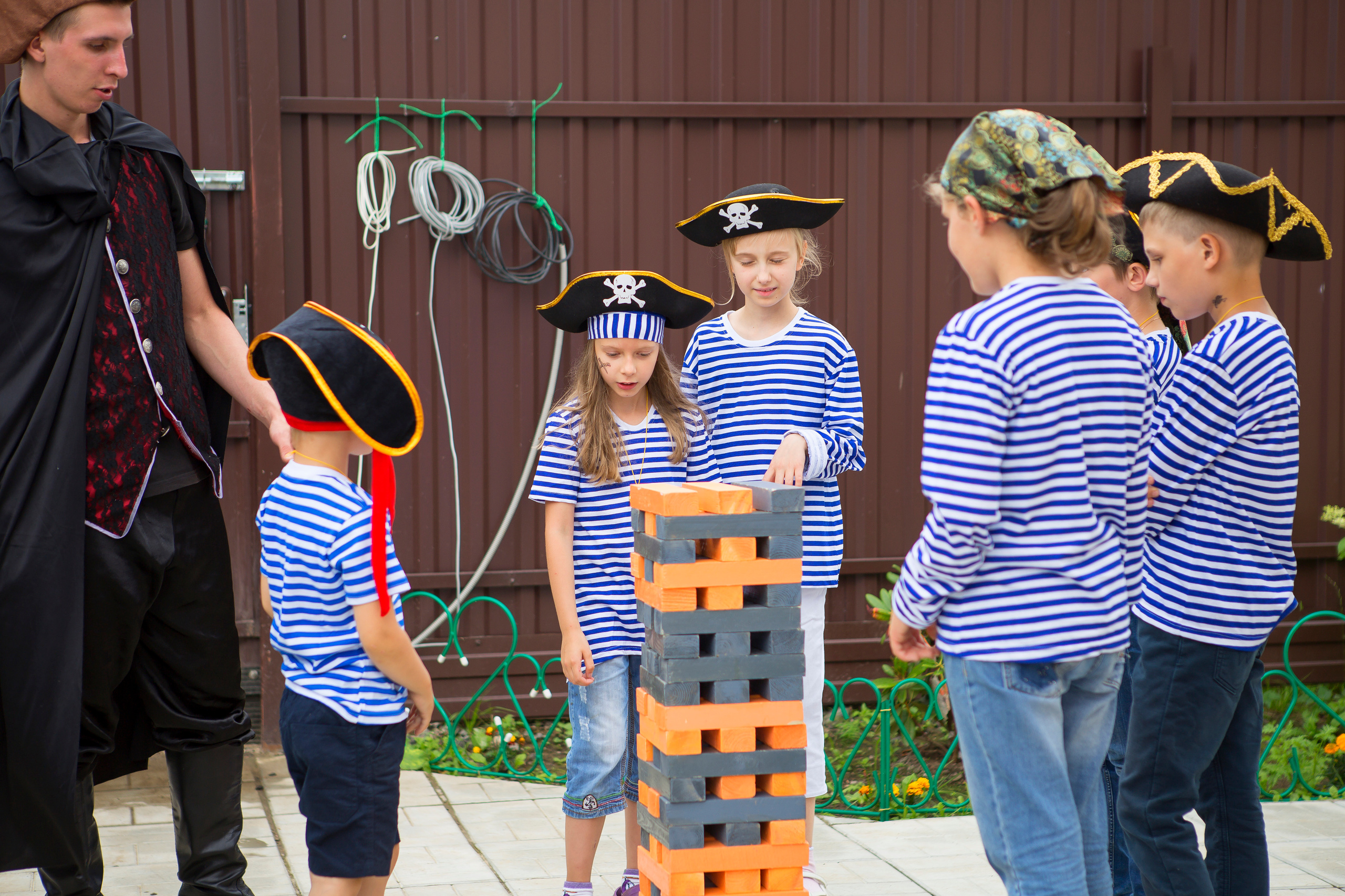 День рождения. Выпускные альбомы для школ и детских садов