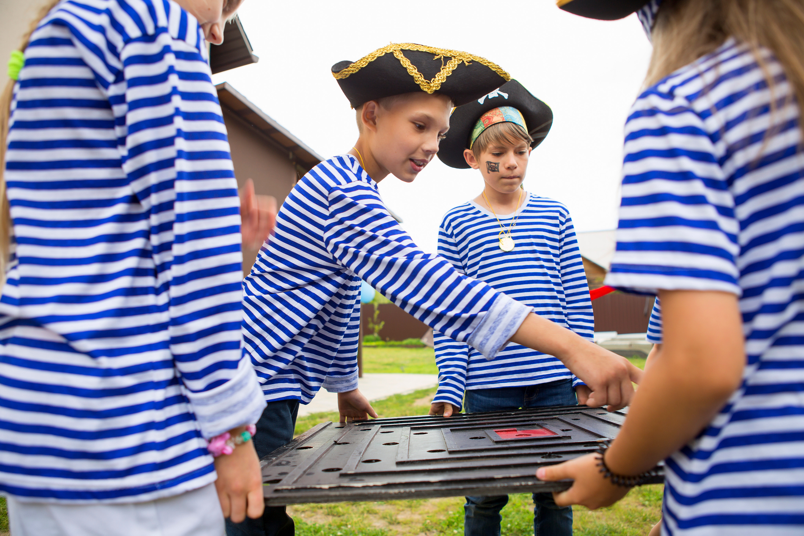 День рождения. Выпускные альбомы для школ и детских садов