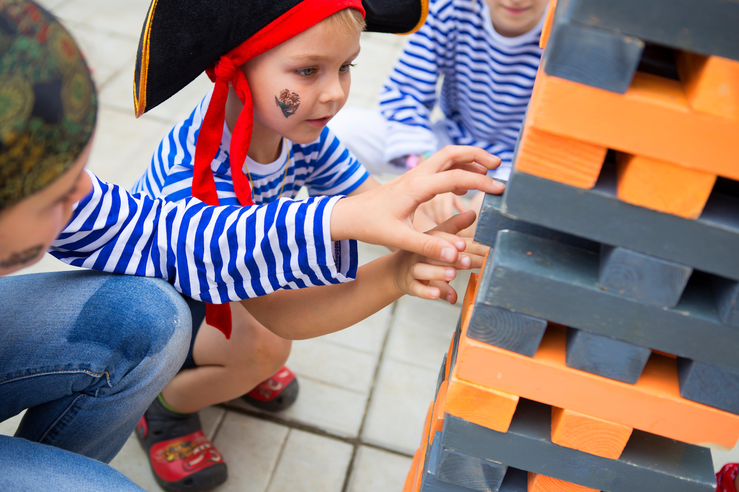 День рождения. Выпускные альбомы для школ и детских садов