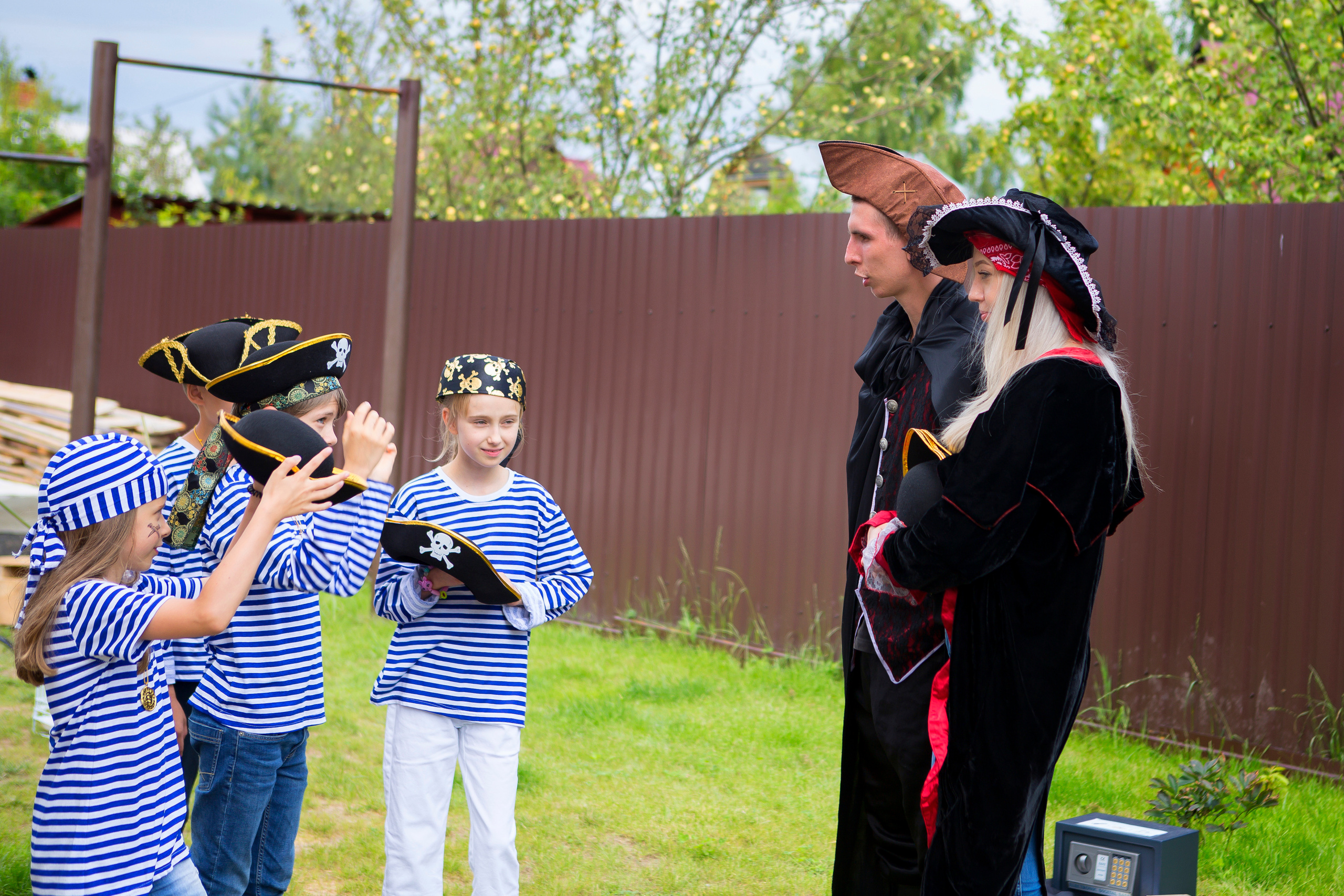 День рождения. Выпускные альбомы для школ и детских садов