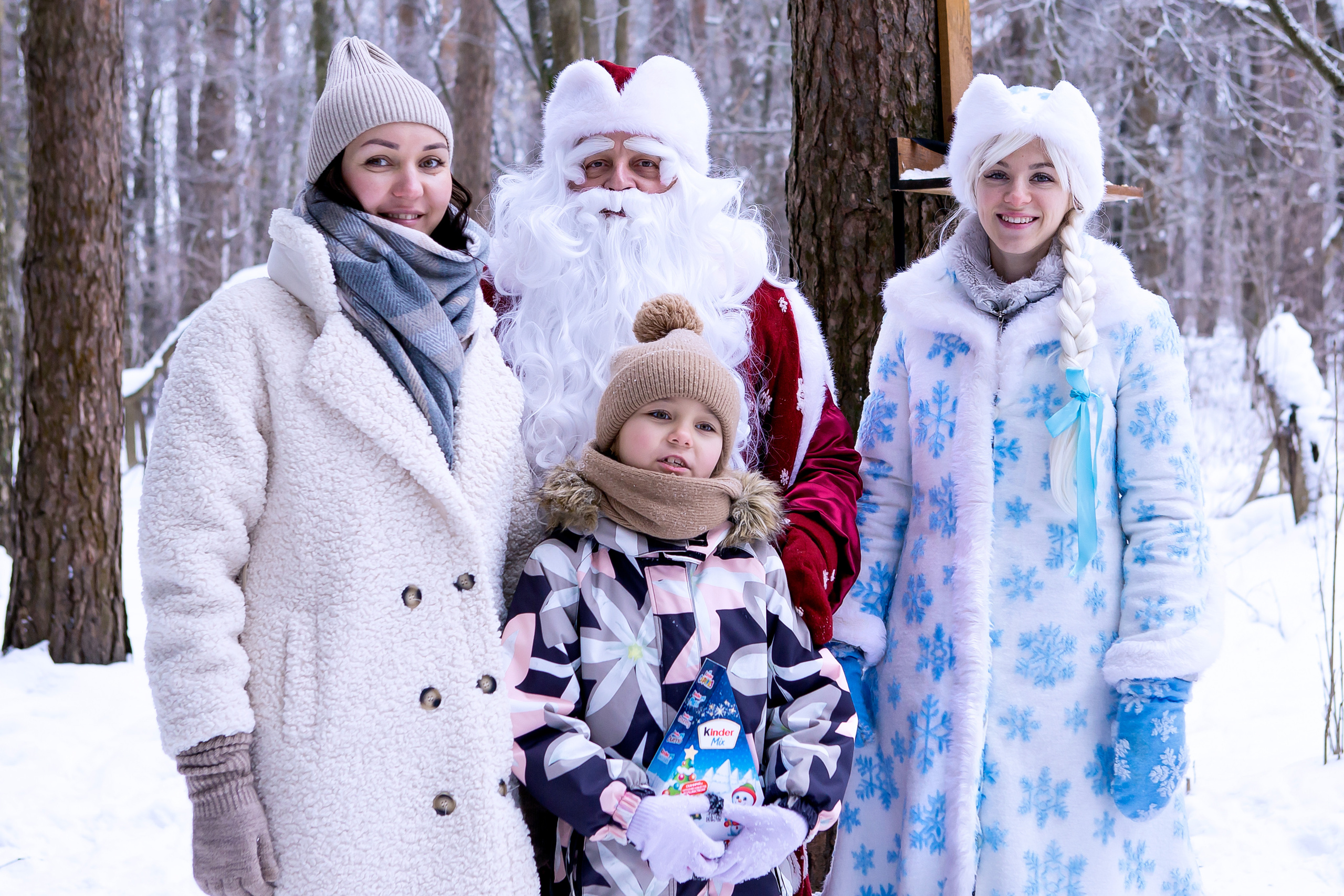 Новый год в лесу. Выпускные альбомы для школ и детских садов