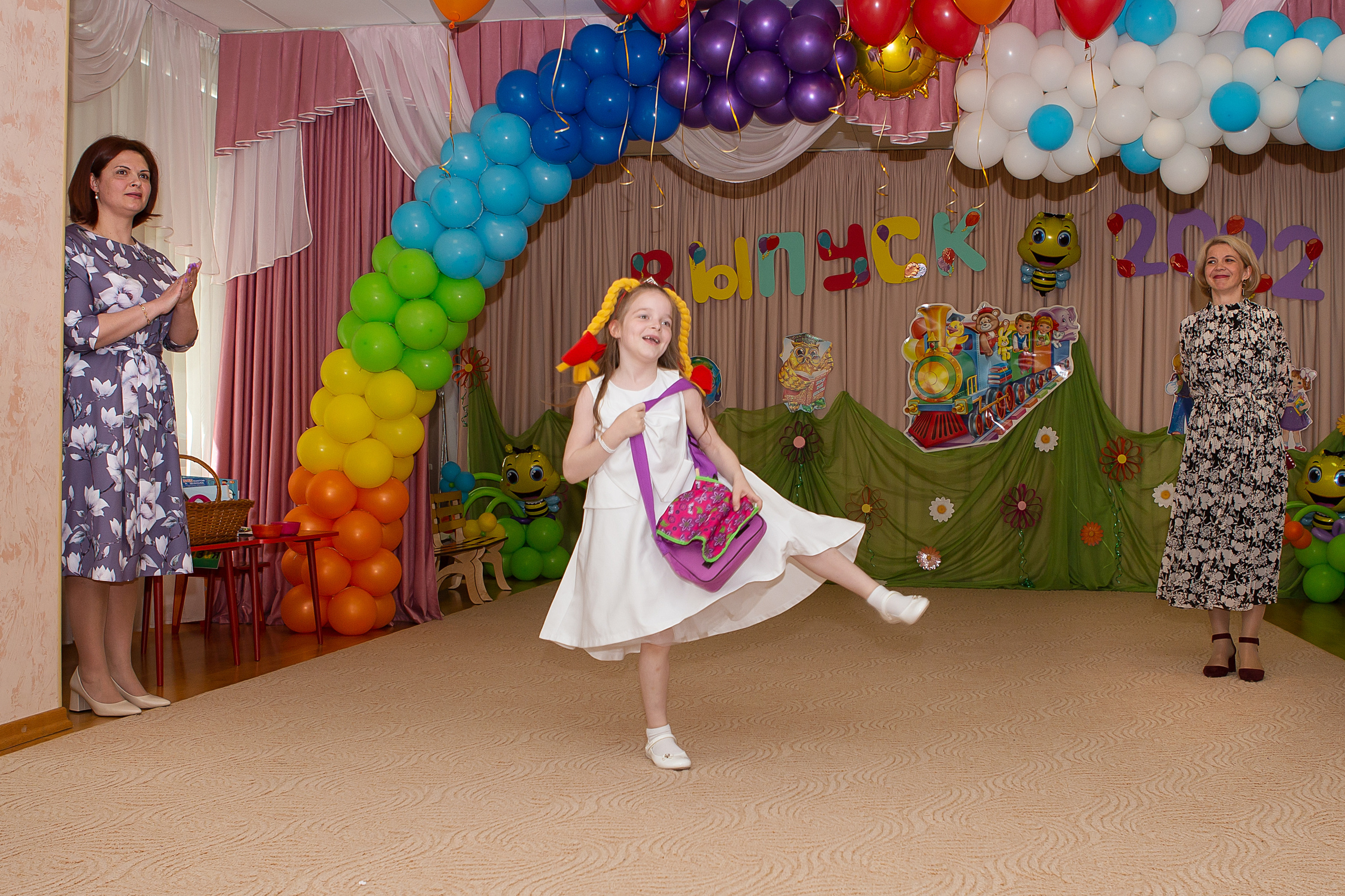 Выпускной в детском саду. Выпускные альбомы для школ и детских садов