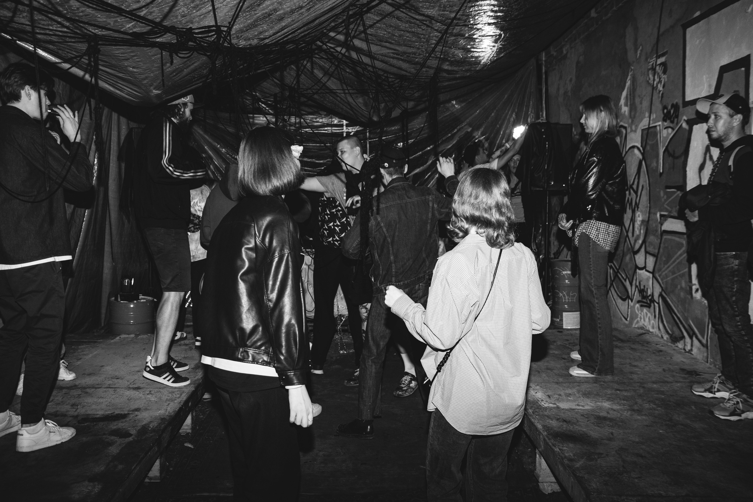 Тусовки. Фотограф Егор Огородов