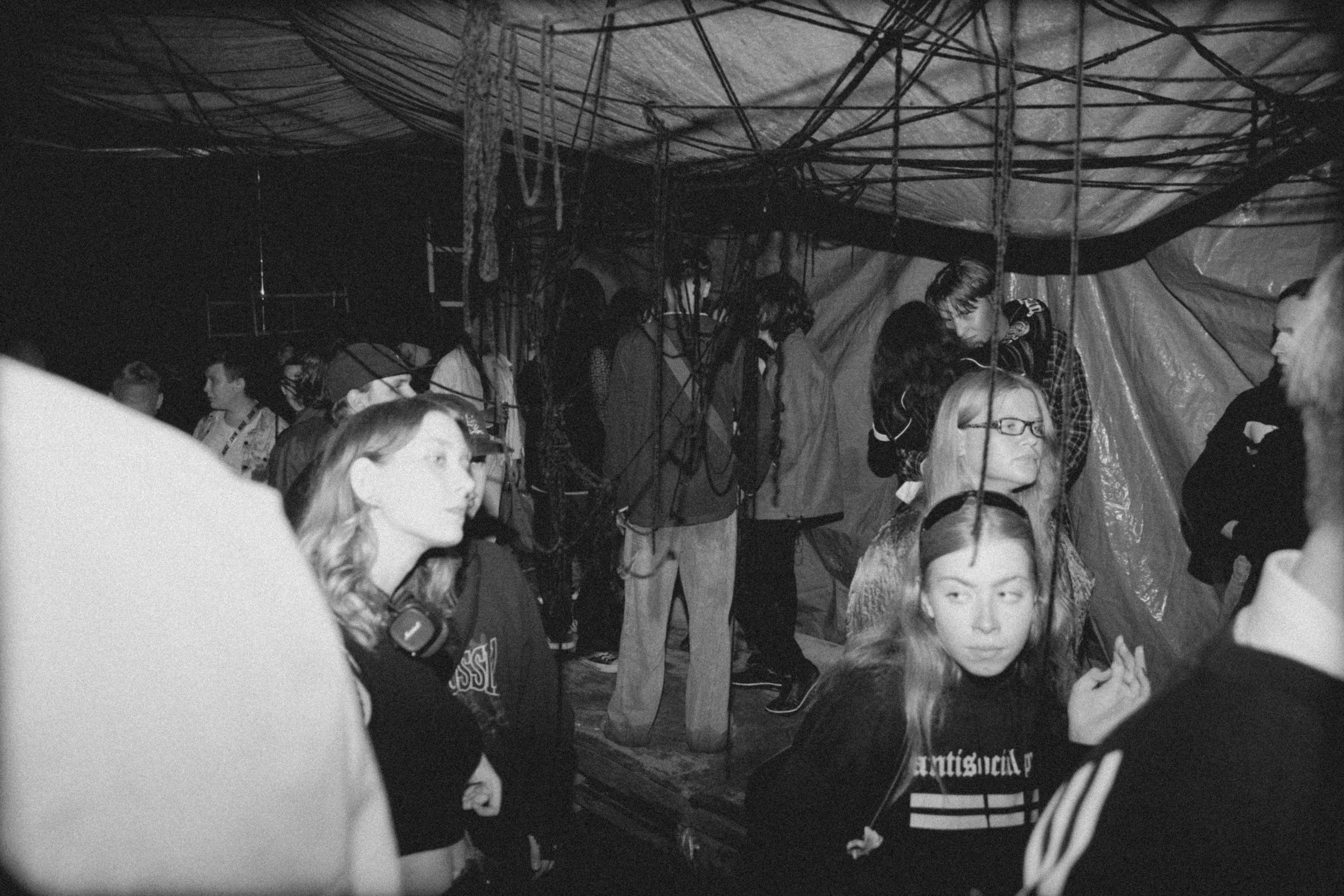 Тусовки. Фотограф Егор Огородов