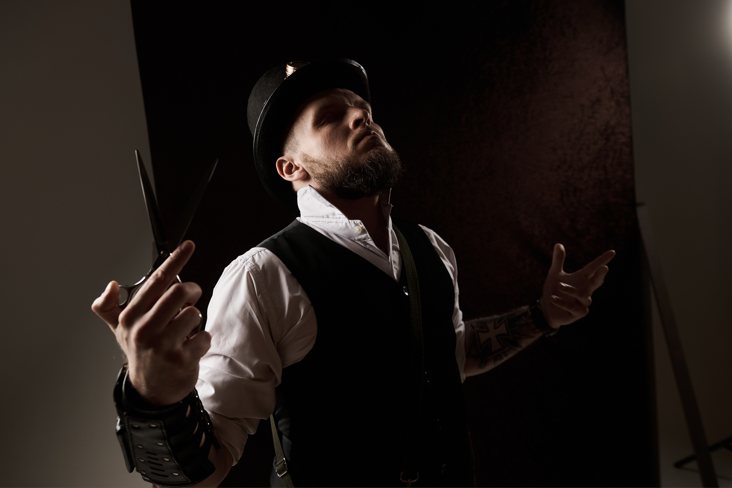 SENIOR ISIDOR. Фотограф Алексей Маринин. Москва