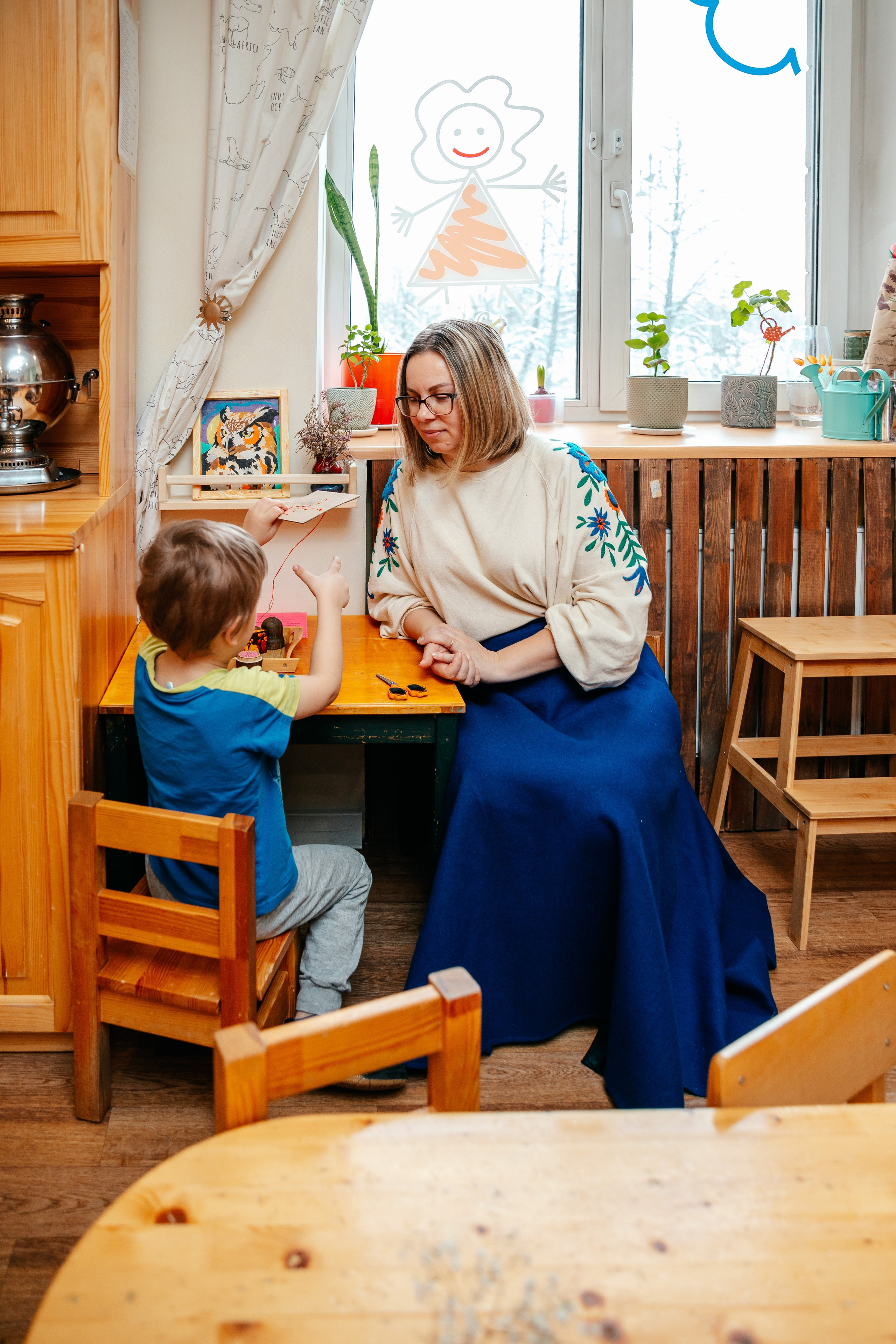 8 марта в Монтессори-саду. Семейный lifestyle фотограф в Санкт-Петербурге Людмила Пахомова
