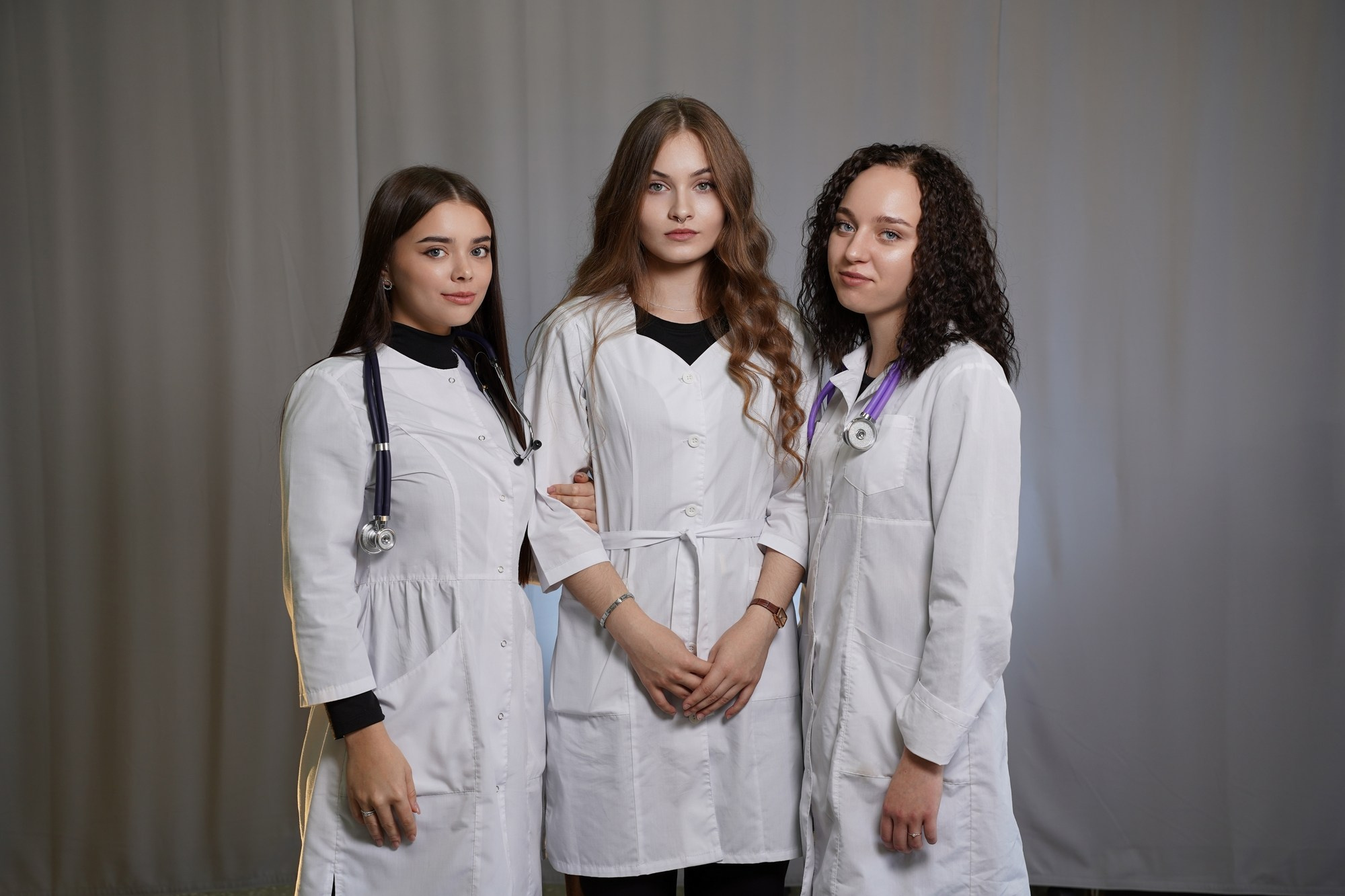 Фотосессия для выпускников Дивногорского медицинского техникума. СИГМА | Студия выпускных альбомов Красноярск