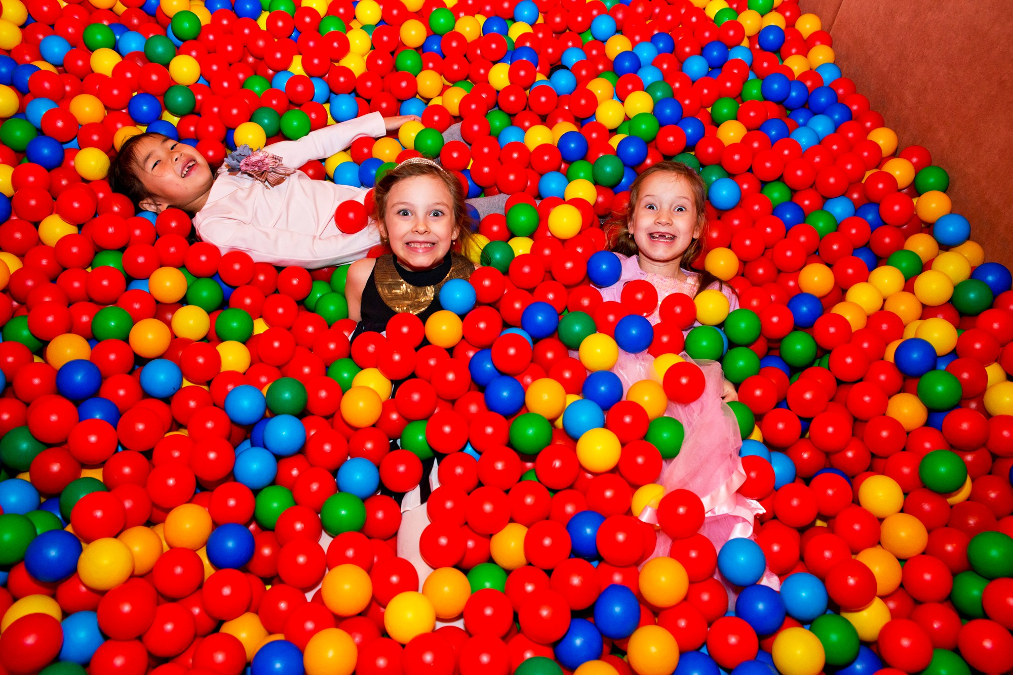 Детский праздник. Anzhina1.wfolio.pro