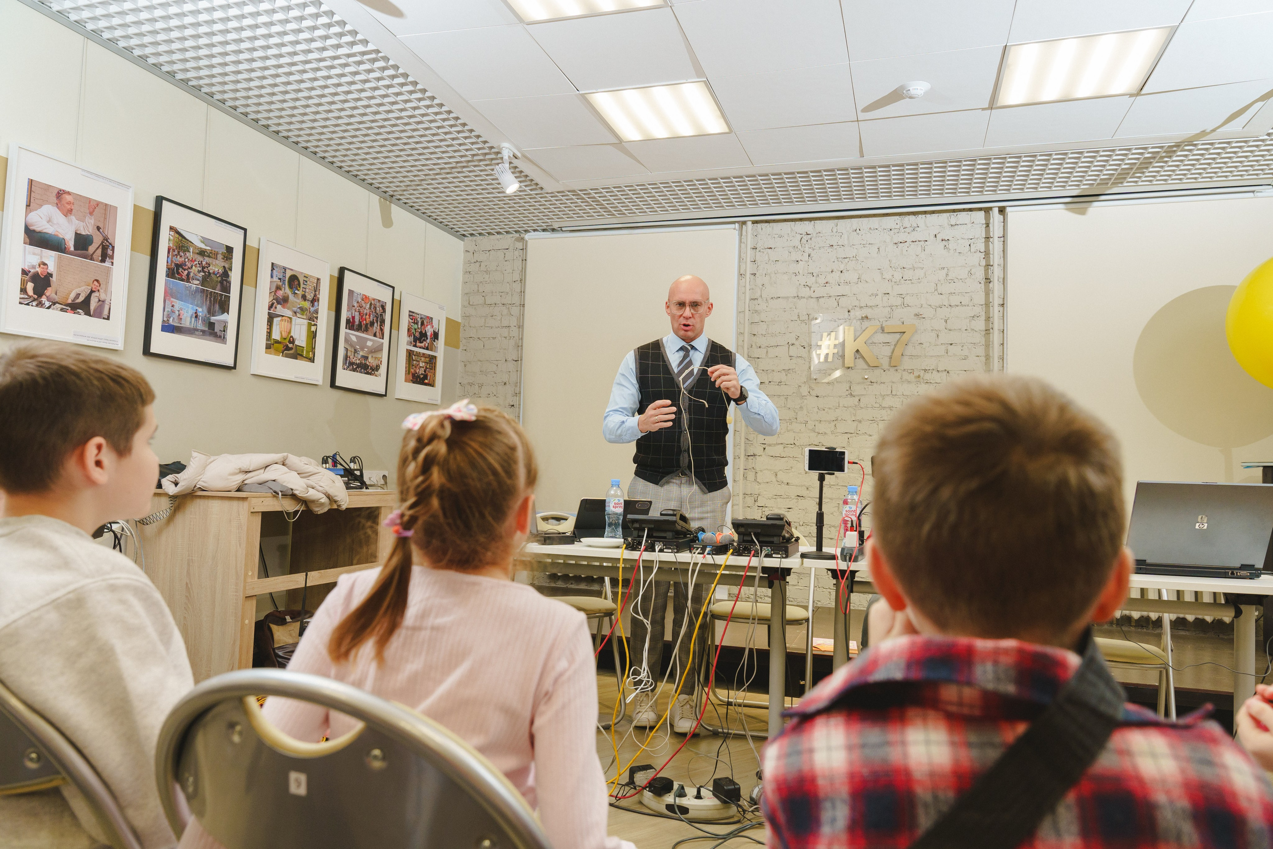 Шоу «Катапульта " в ЦБС г. Березовский «К7». Фотограф в детский сад в Екатеринбурге, выпускные альбомы Юлия Умерова