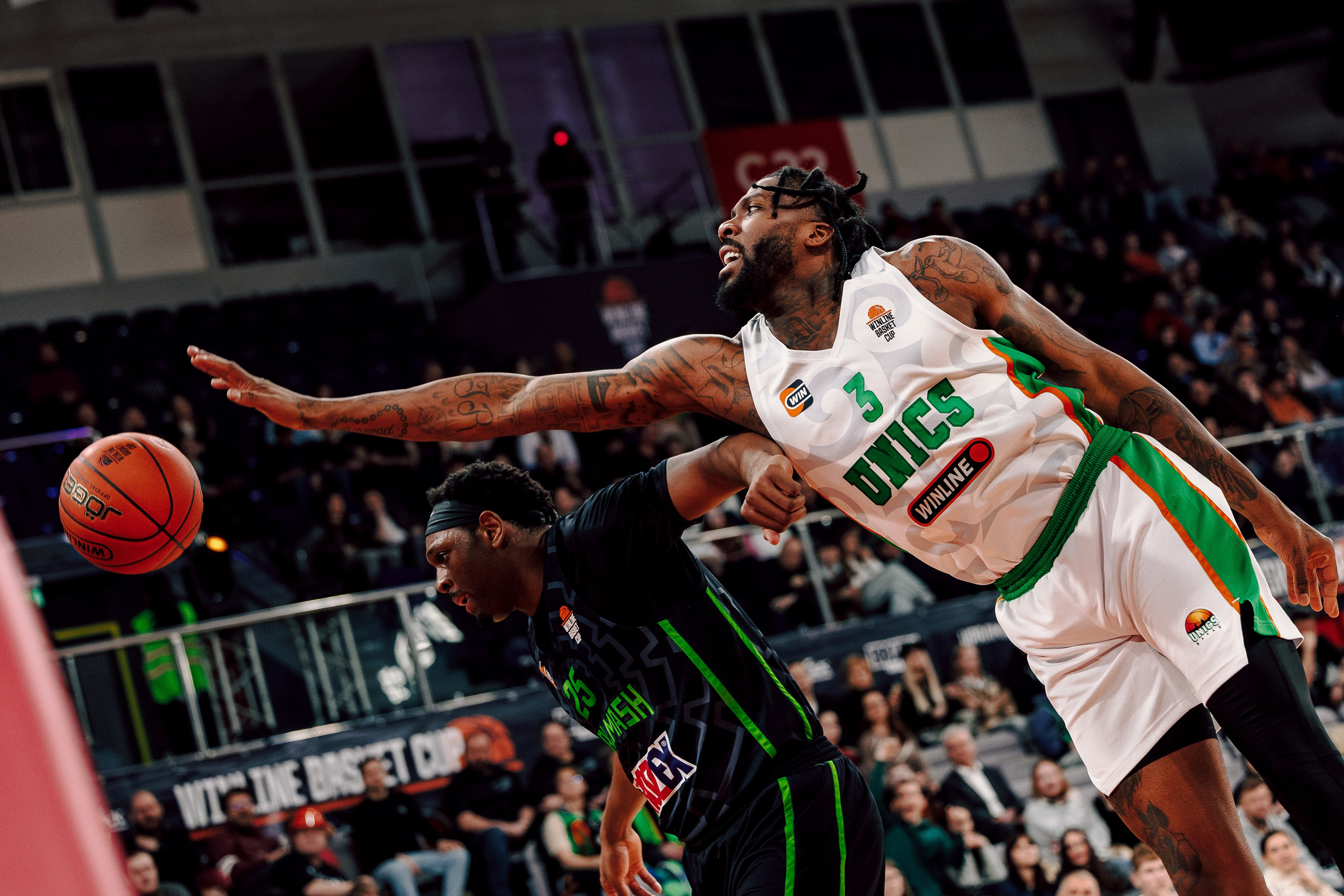 Winline Basket Cup — УРАЛМАШ — УНИКС. Лёшка Варзегов — фотограф