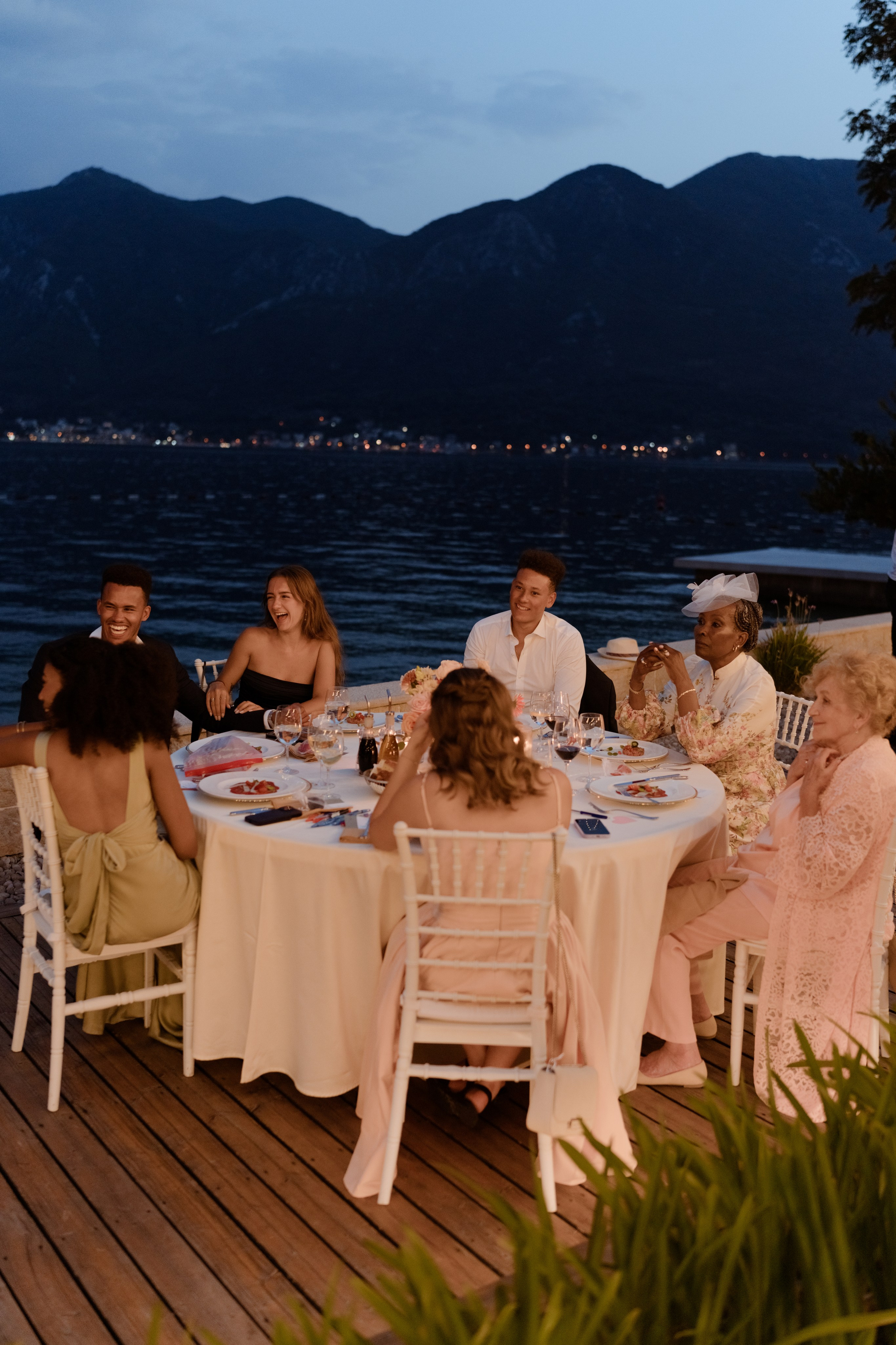 Viktor-Daniela. Elopement Wedding Photographer