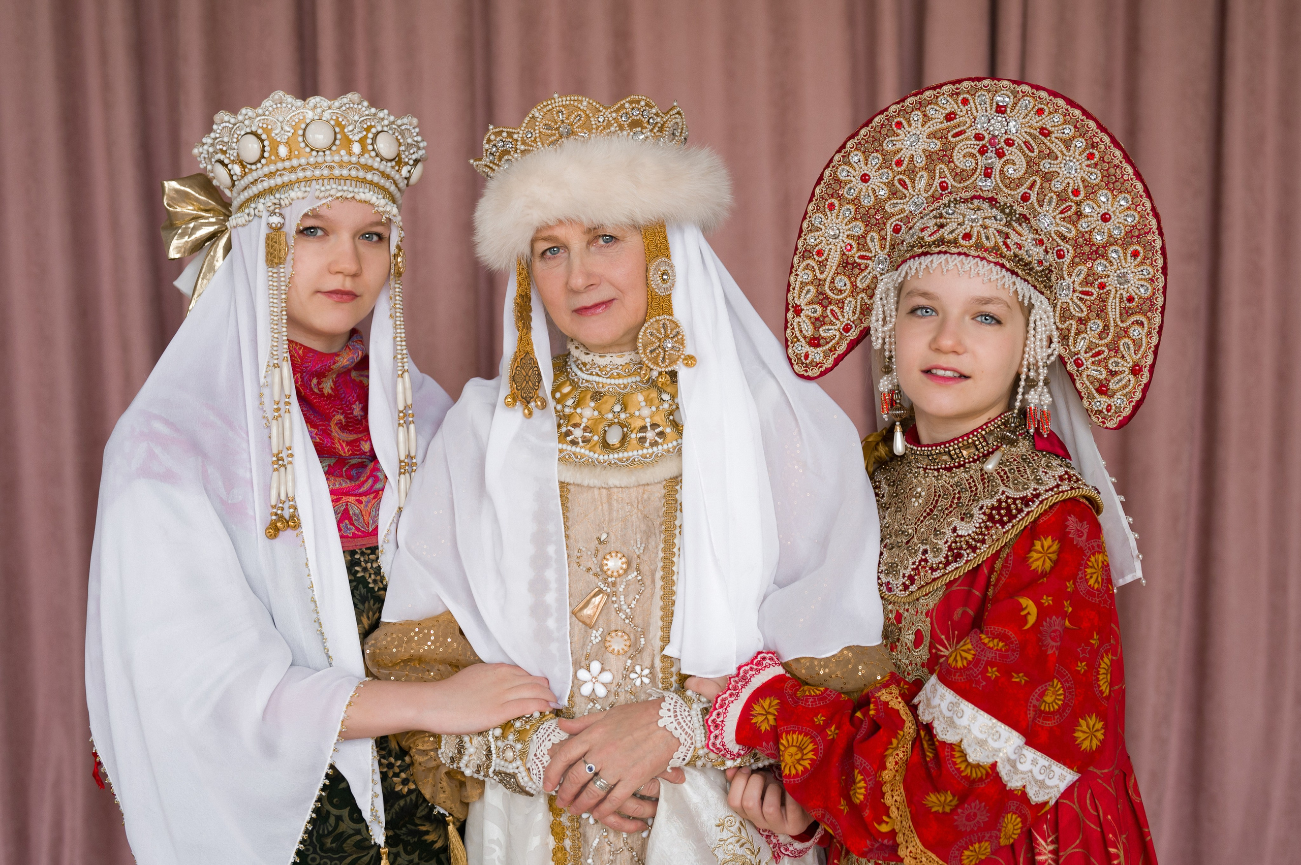 Фотосессия в русском народном костюме. Фотограф Юлия Кондратьева