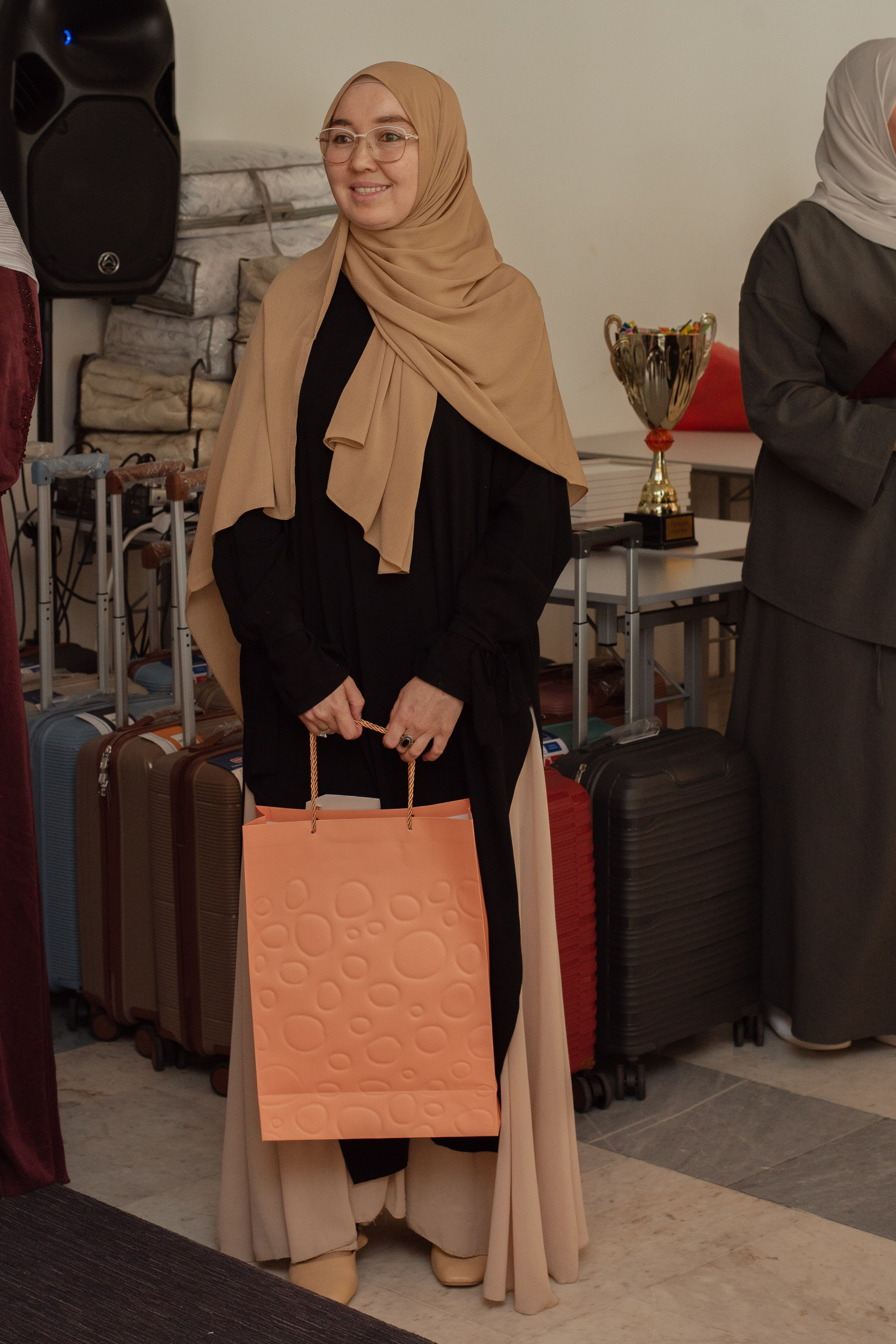 Выпускной в Евразийской женской гуманитарной академии. Лина Курочка — ваш фотограф