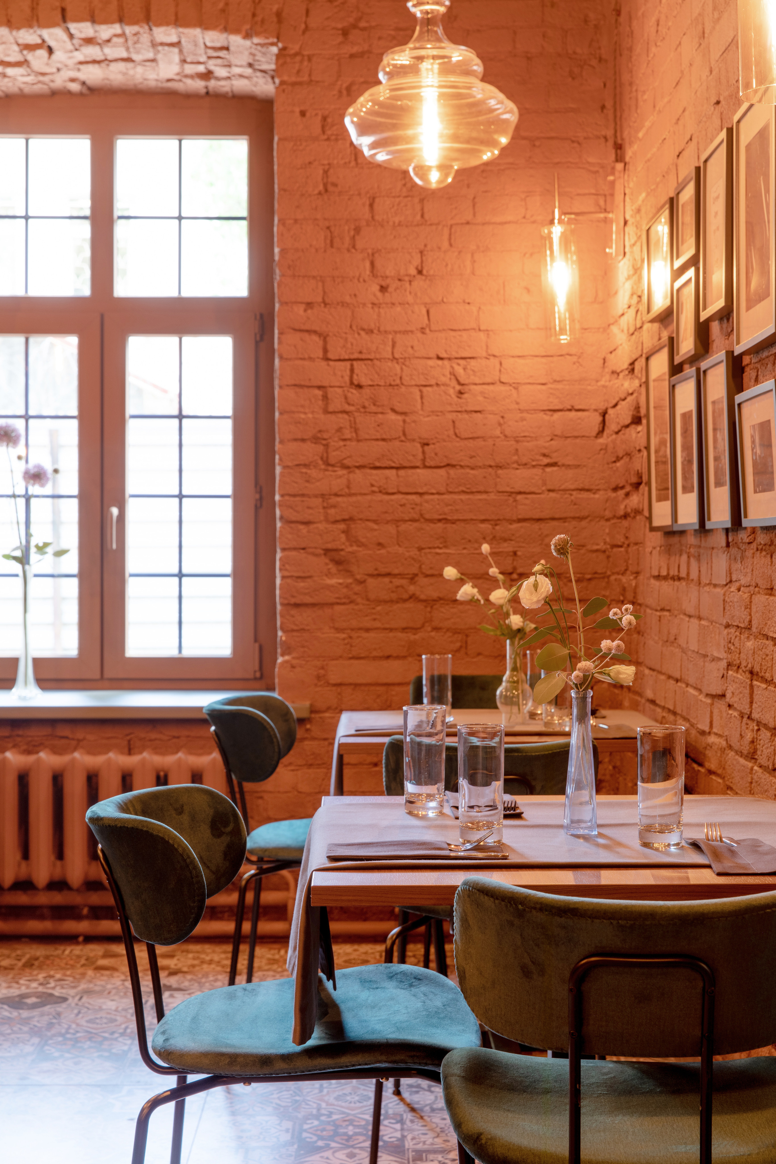 Ресторан «Виноград». Дизайнер интерьера Ксюша Шакирова, создание дизайн проектов под ключ