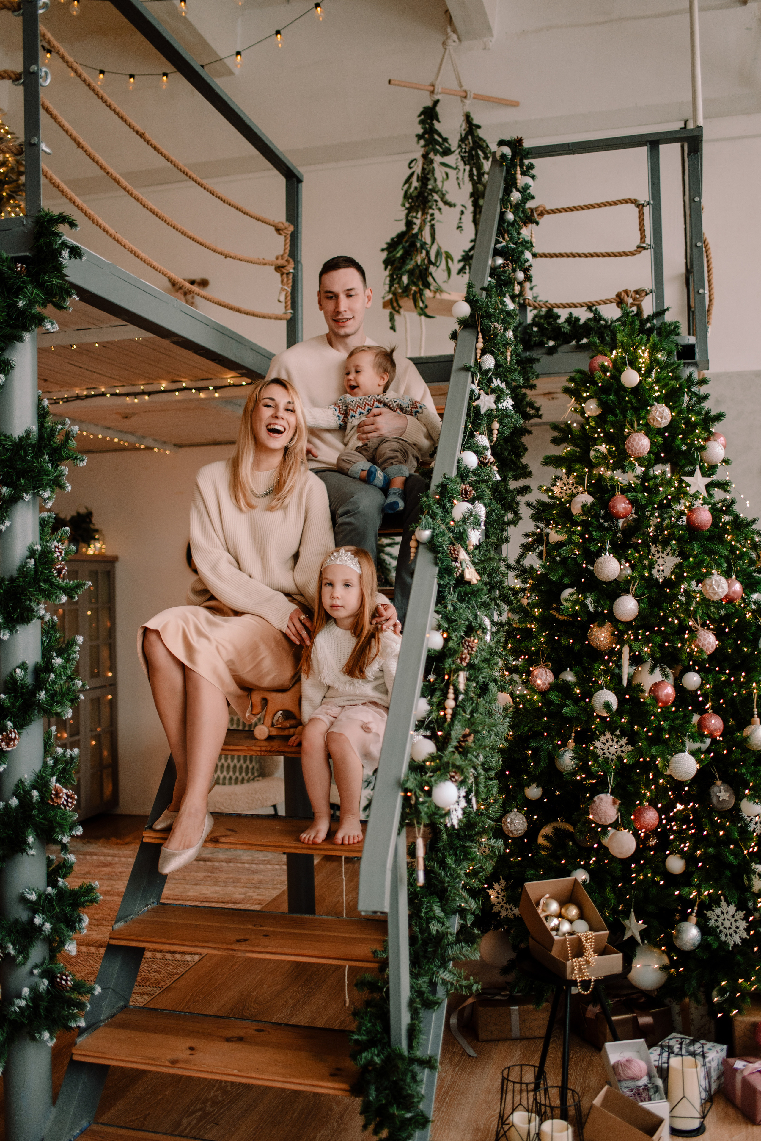 Лена, Слава, Мила и Максим. Семейный и свадебный фотограф в Рязани Лиза Голованова