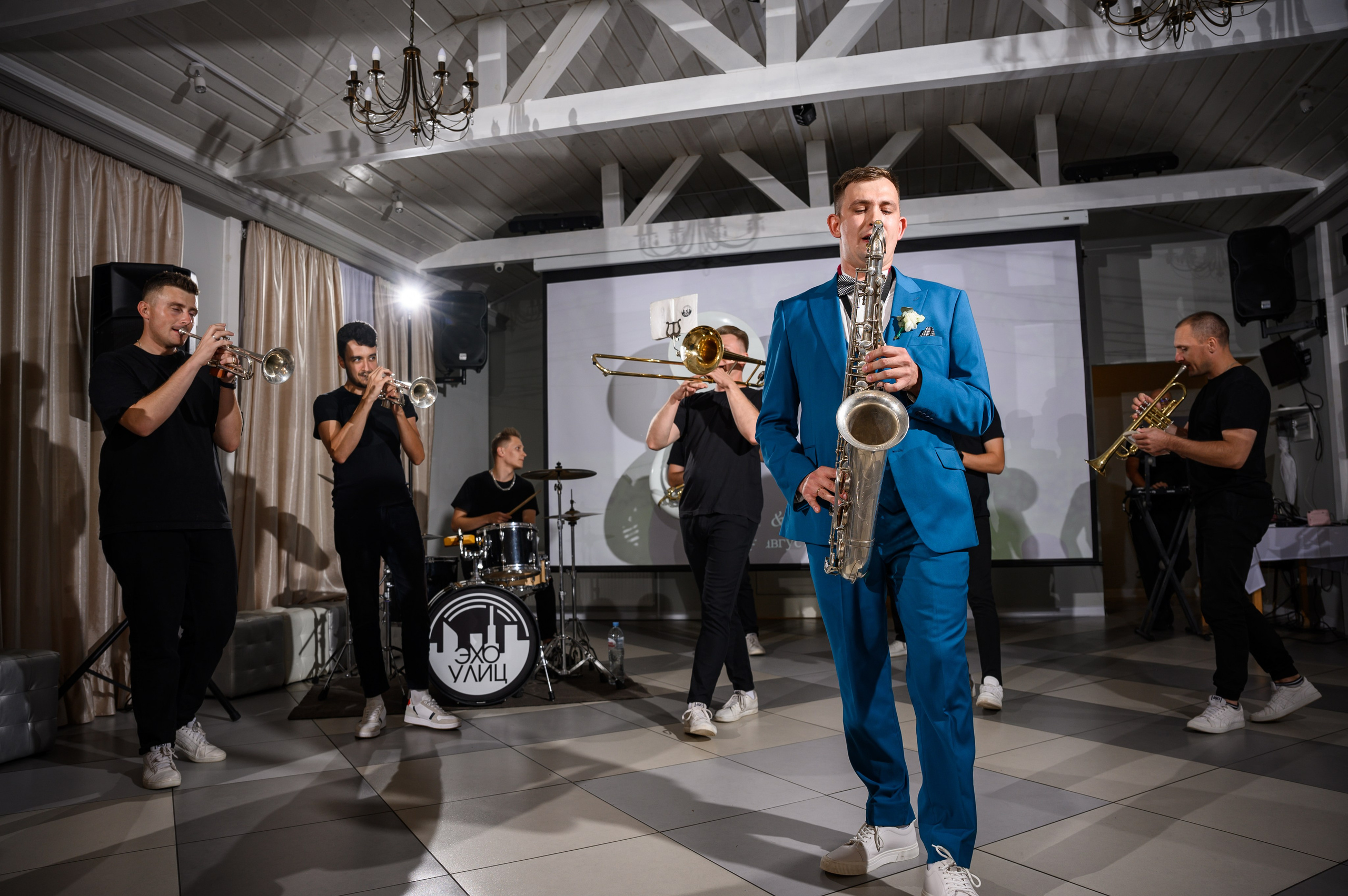 Свадебный фотограф Москва Бережки холл. Свадебный фотограф Москва Юрий Кульман