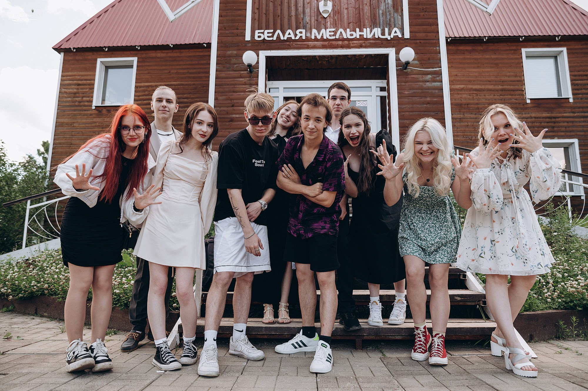 Школьный фотограф в Дубне Талдоме Кимрах. Свадебный фотограф в Дубне Алексей Фонарёв