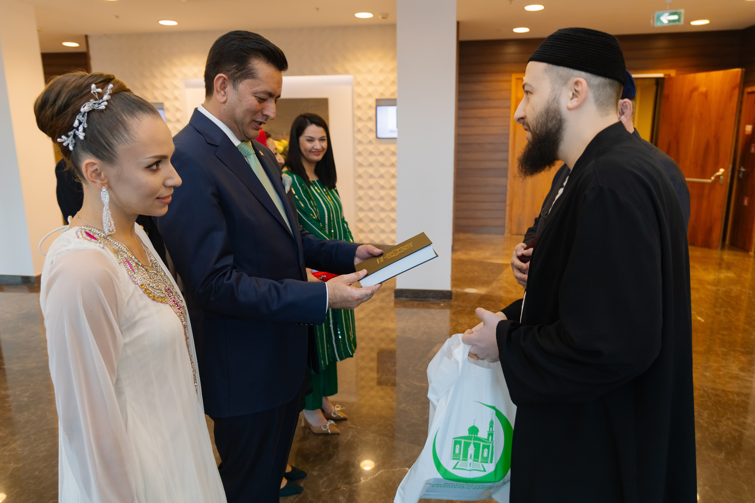Фотосъемка делегации Пакистана в Беларуси в отеле Марриотт. Свадебный фотограф в Минске/Беларуси Сергей Спиридонов