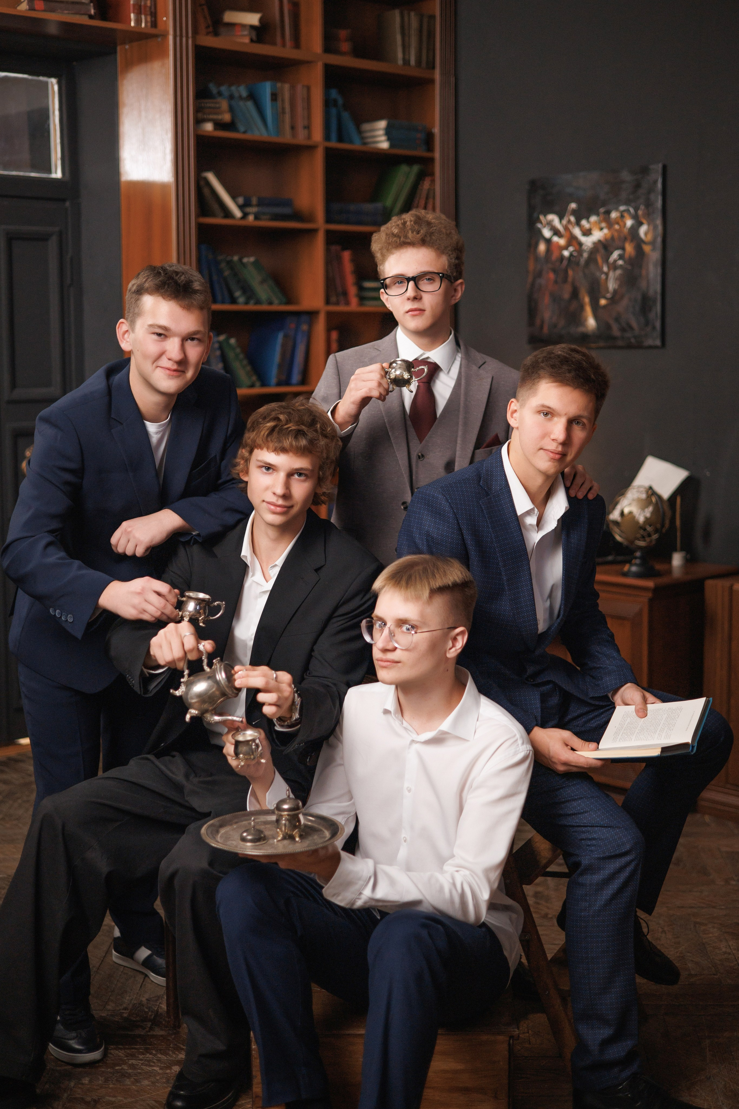 Локация для коллективных кадров № 3. Выпускные альбомы клевербук Воронеж