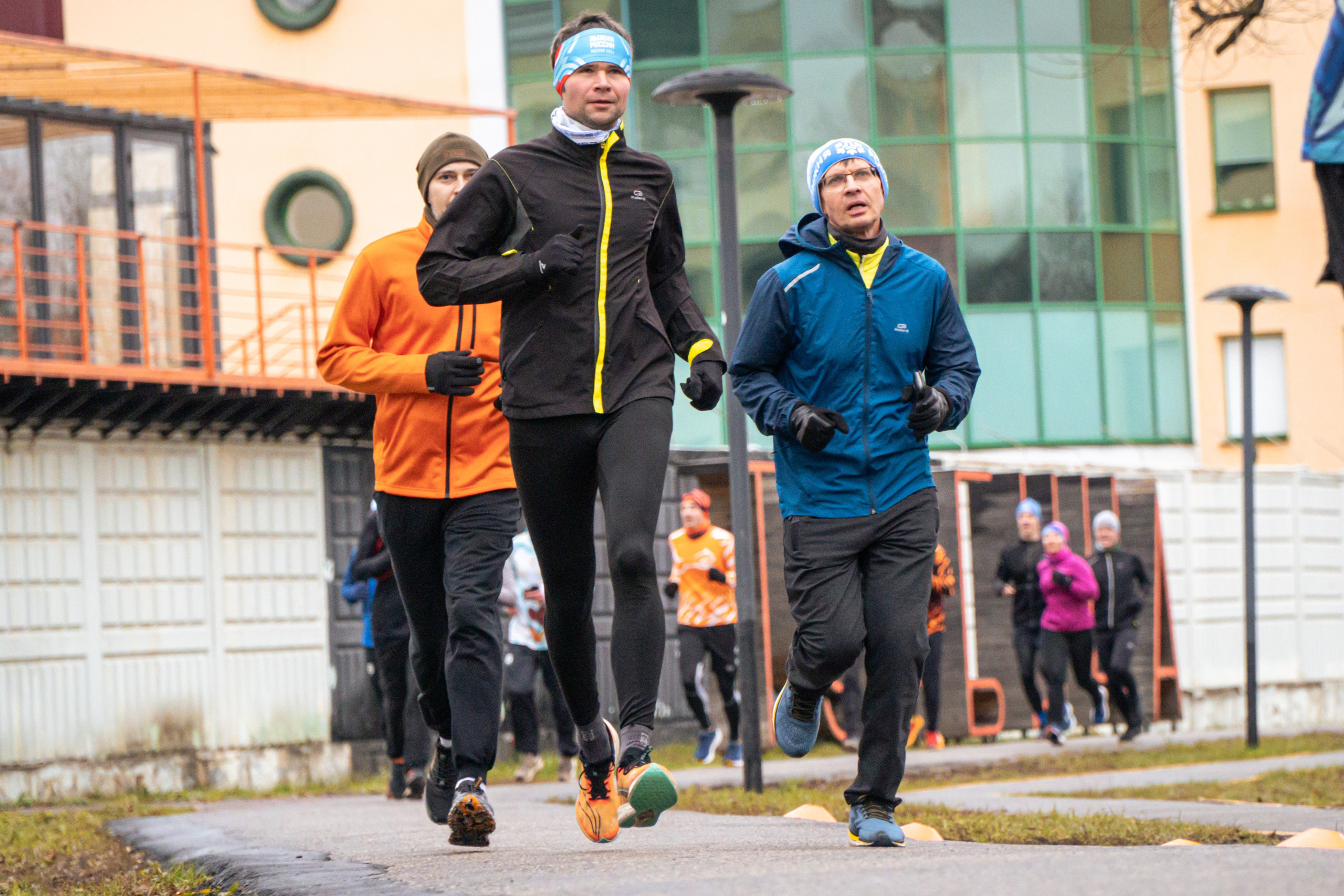 5 вёрст Реутов 16.11.2024. Роман Капилюшов. Бег. Фото. Видео. г. Люберцы