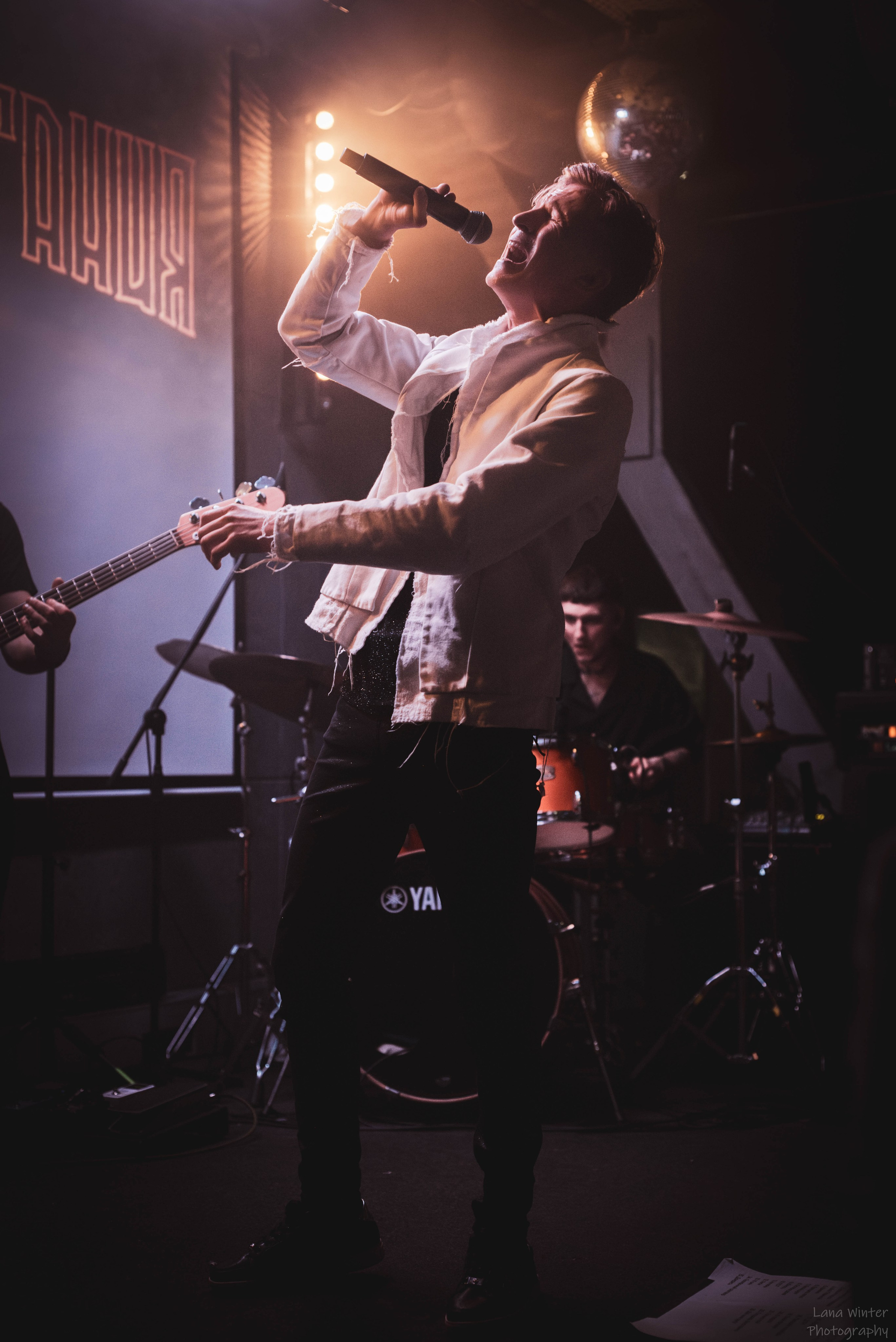 Площадь Восстания (8 марта 2025 года, Москва, клуб Техника Безопасности). Фотограф Светлана Блинова, Москва и Московская область