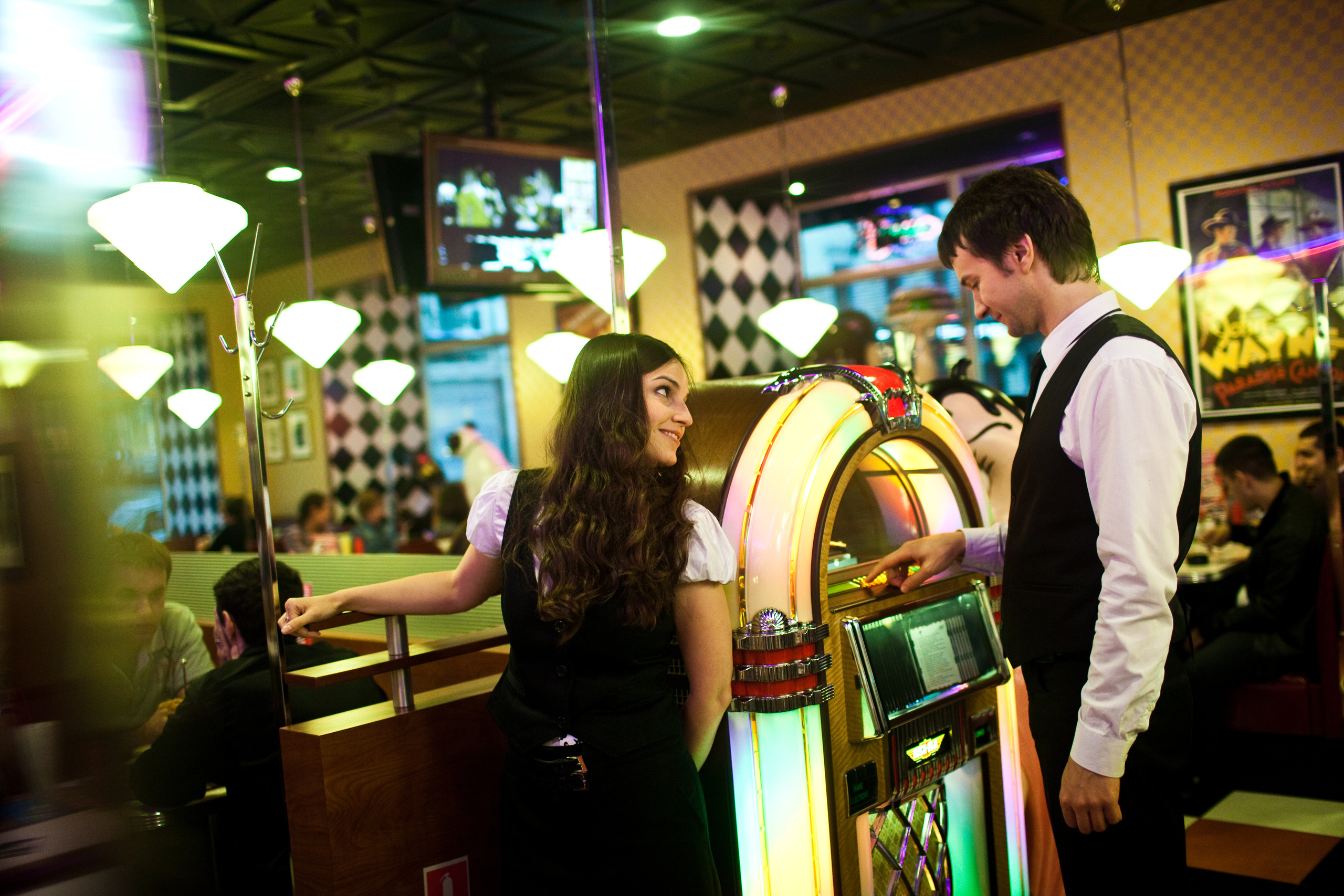 Свадебная фотосессия в кафе. Фотограф в Москве Валентина Иванова