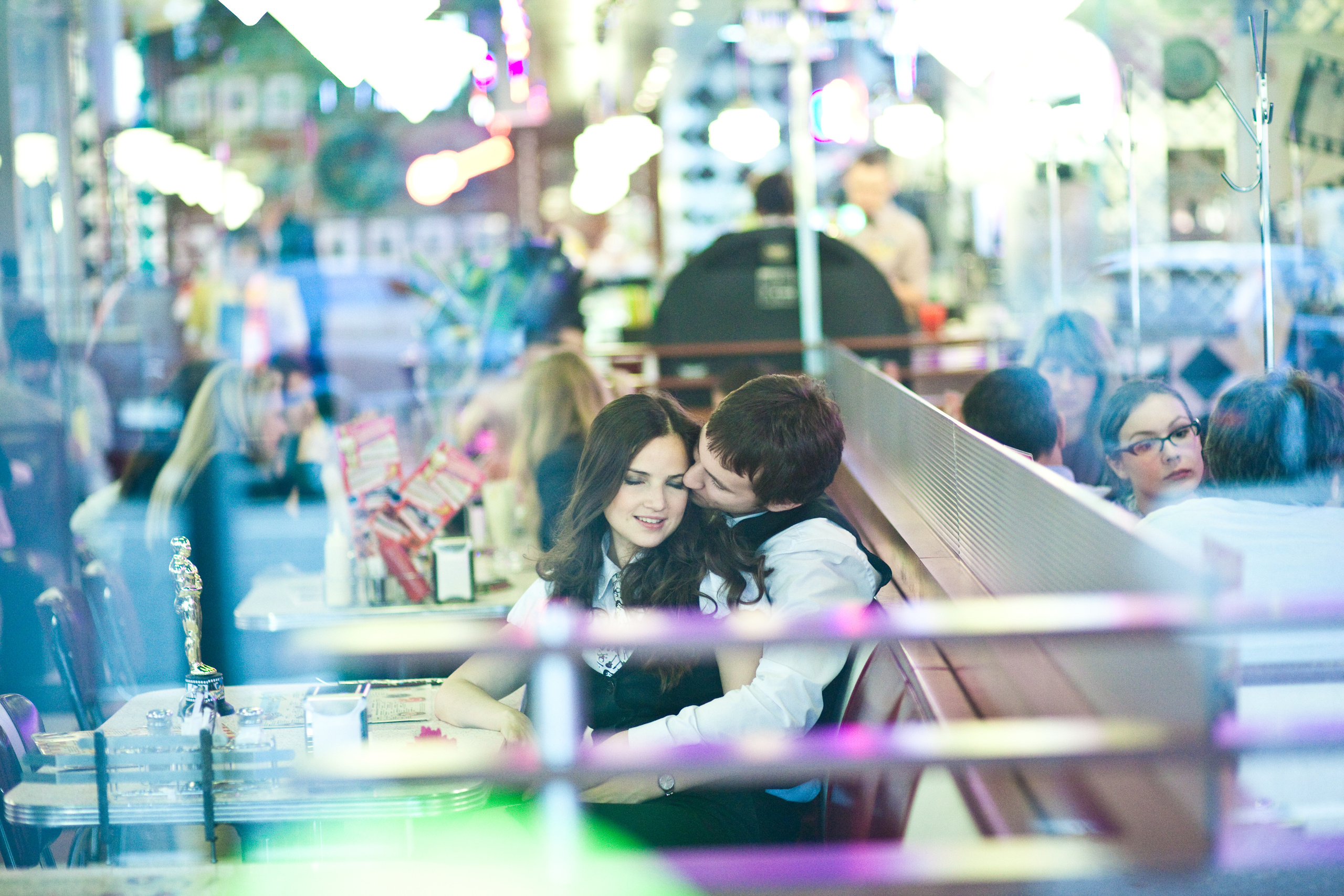 Свадебная фотосессия в кафе. Фотограф в Москве Валентина Иванова