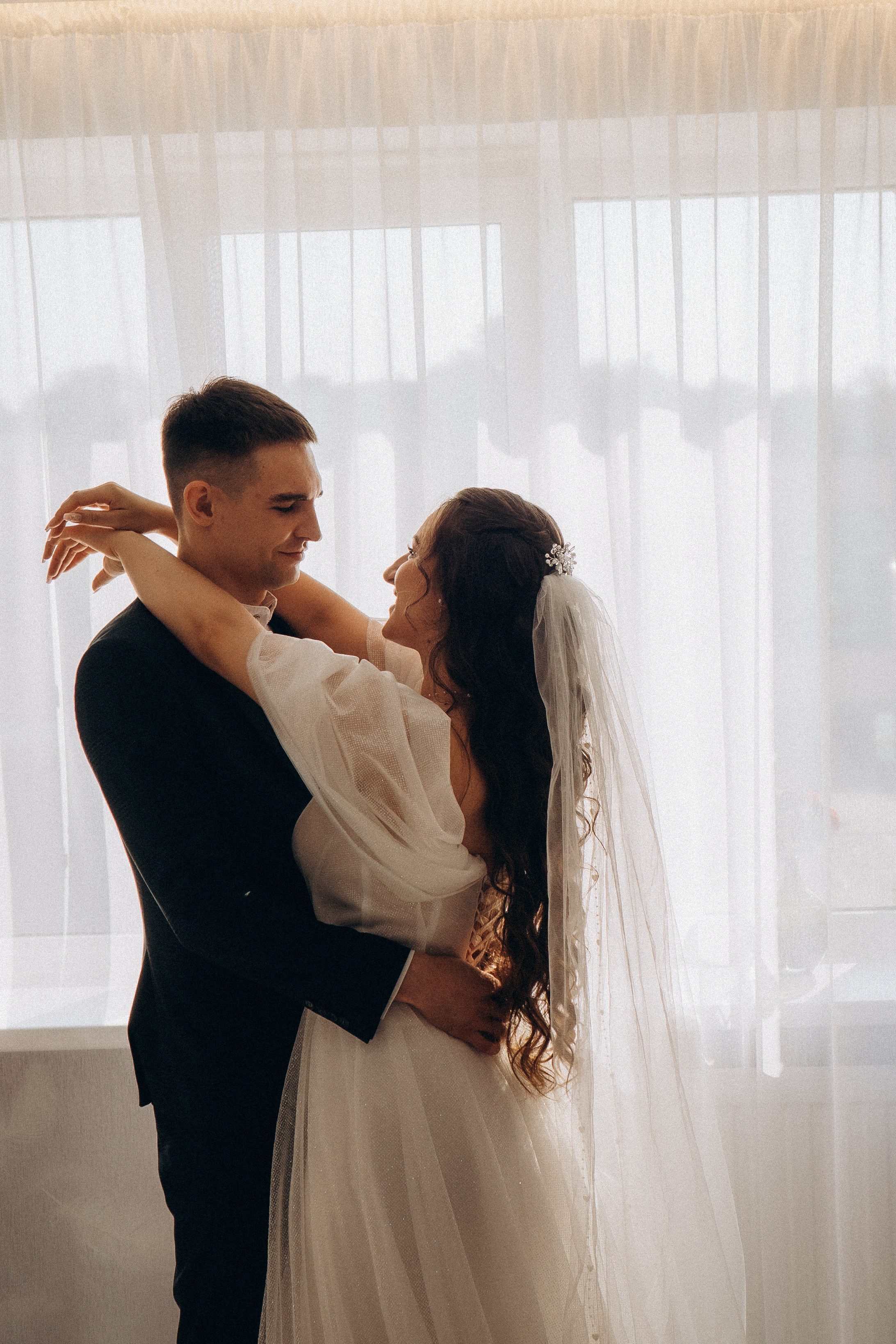 СВАДЕБНАЯ СЬЕМК В ПАРКЕ 300-ЛЕТИЯ. Профессиональный фотограф, Санкт-Петербург — Виктория Богомолова