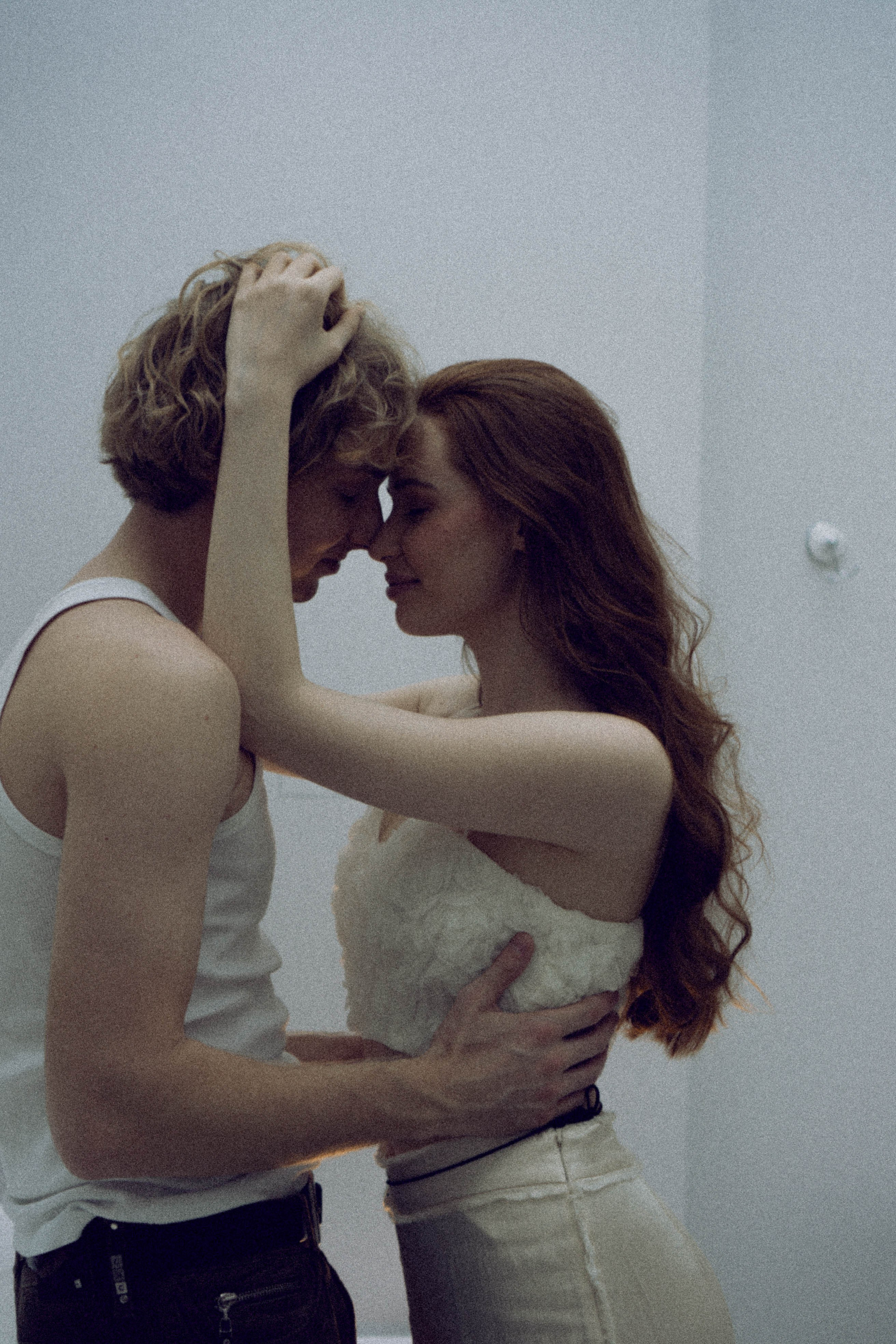 СВАДЕБНАЯ СЬЕМКА В ОТЕЛЕ. СБОРЫ ЖЕНИХА И НЕВЕСТЫ И ТАКЖЕ ТОР И ПОДГОТОВКА К ПРОГУЛКЕ. Профессиональный фотограф, Санкт-Петербург — Виктория Богомолова