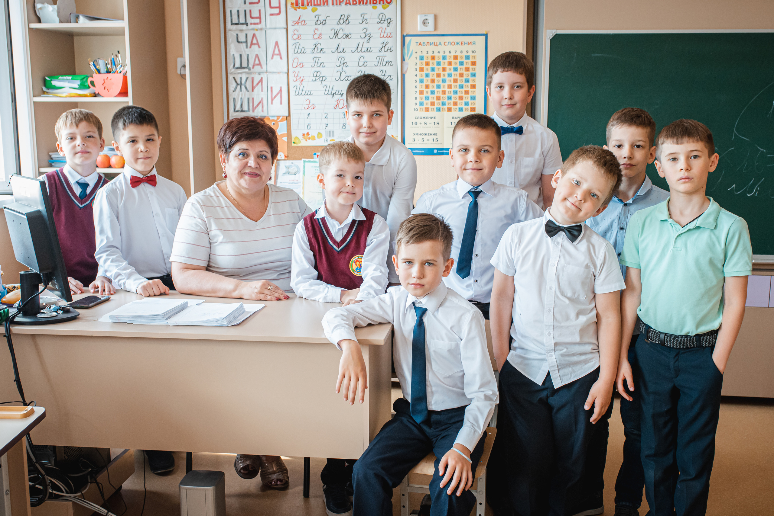 Школа 214, 1 класс. Семейный и детский фотограф в Новосибирске Доронина Ольга