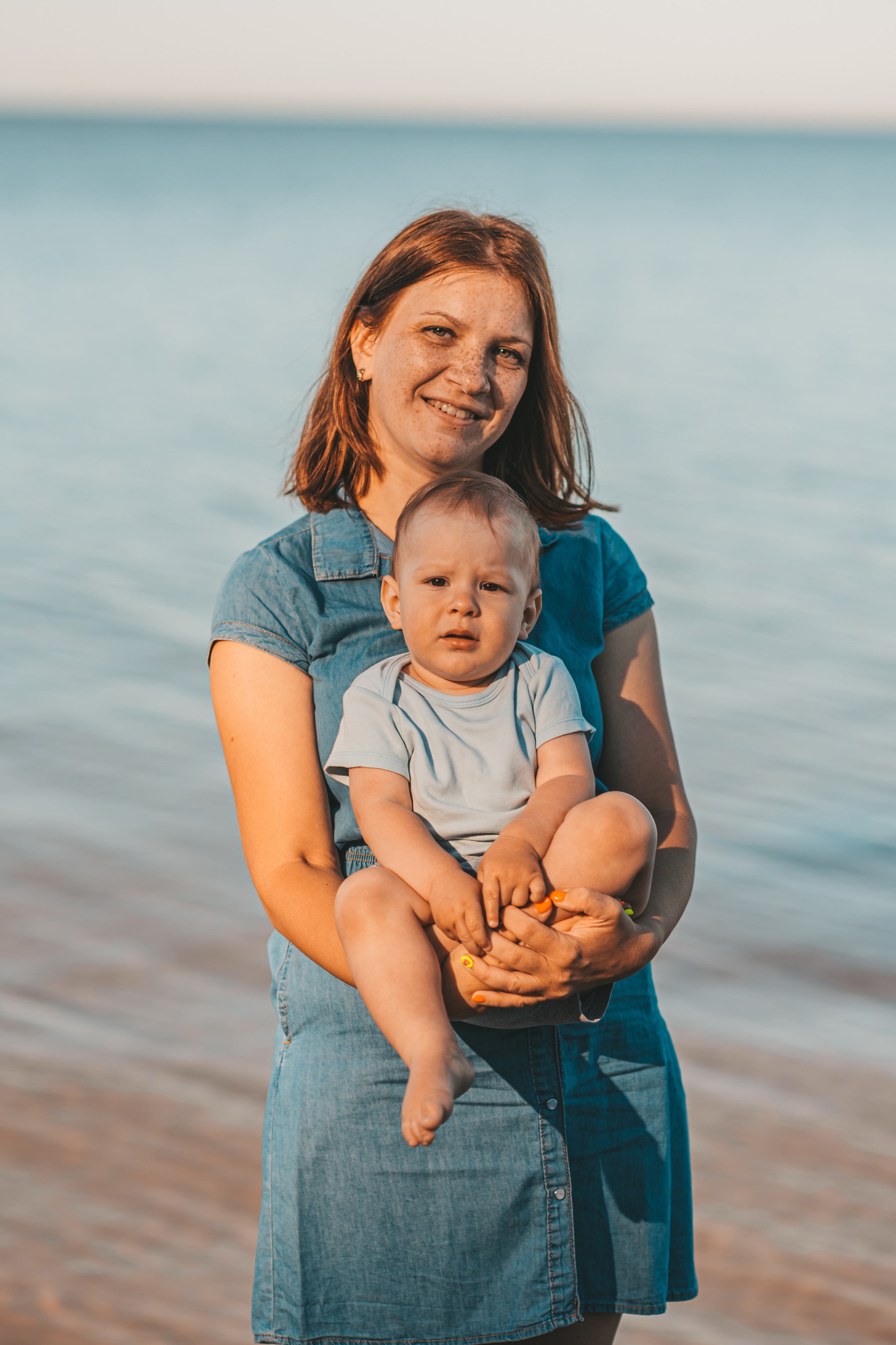 Семейные на пляже. Семейный и детский фотограф в Новосибирске Доронина Ольга