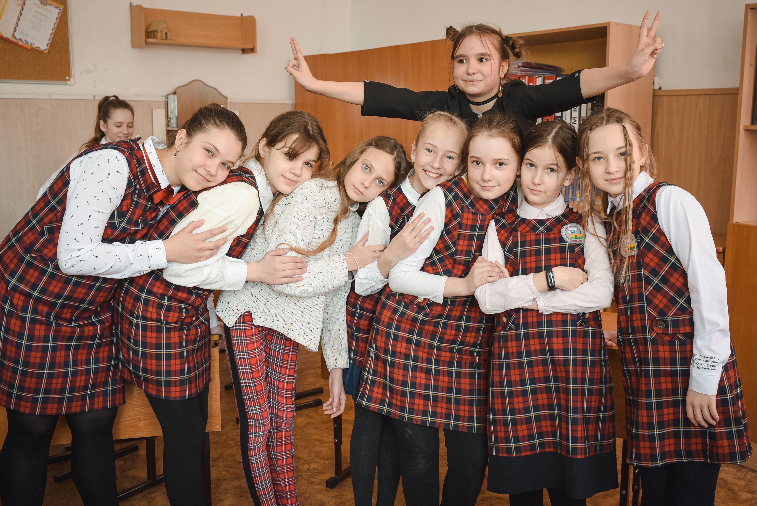 Школа гимназия 8, 4 класс. Семейный и детский фотограф в Новосибирске Доронина Ольга