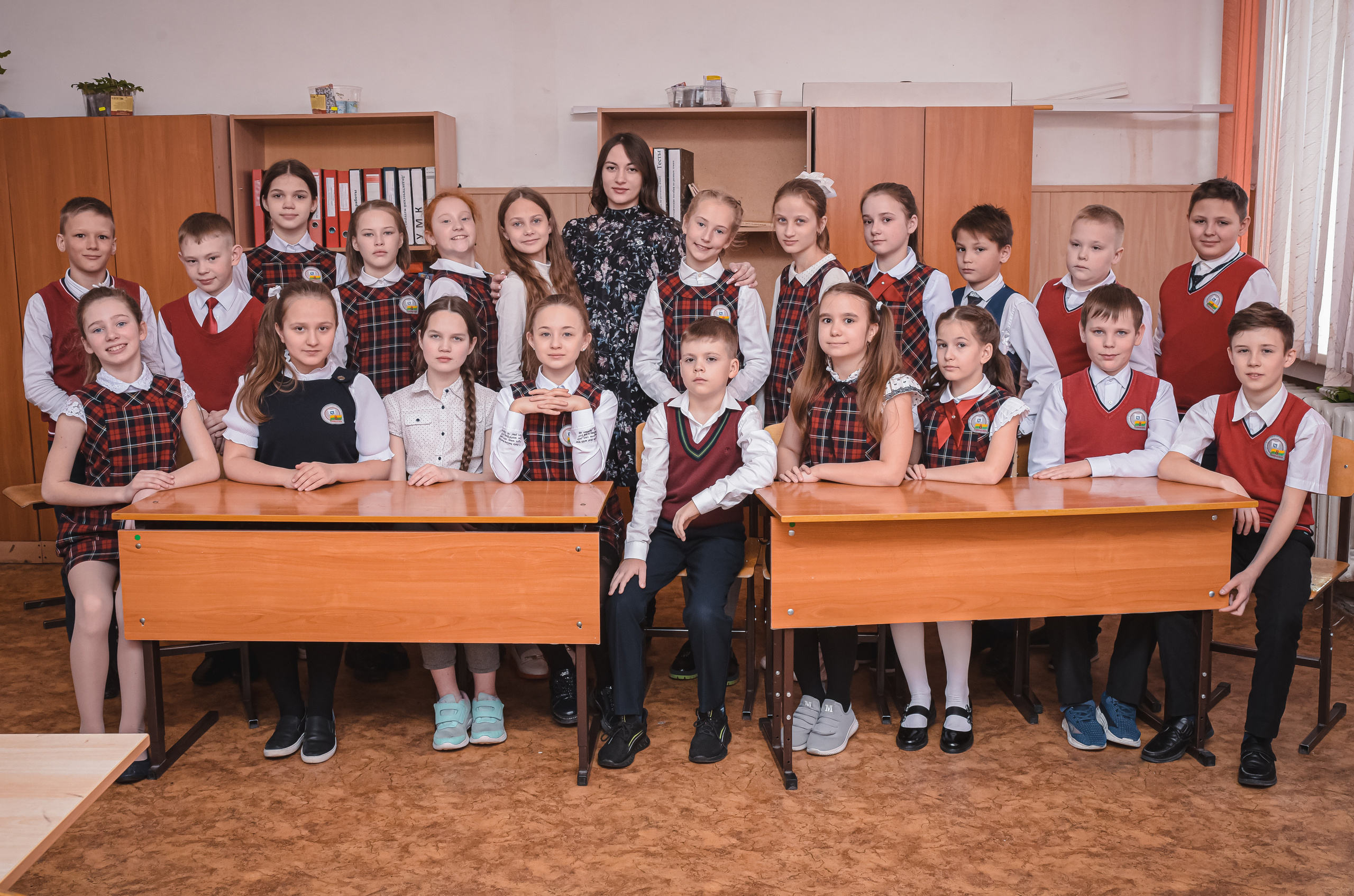 Школа гимназия 8, 4 класс. Семейный и детский фотограф в Новосибирске Доронина Ольга