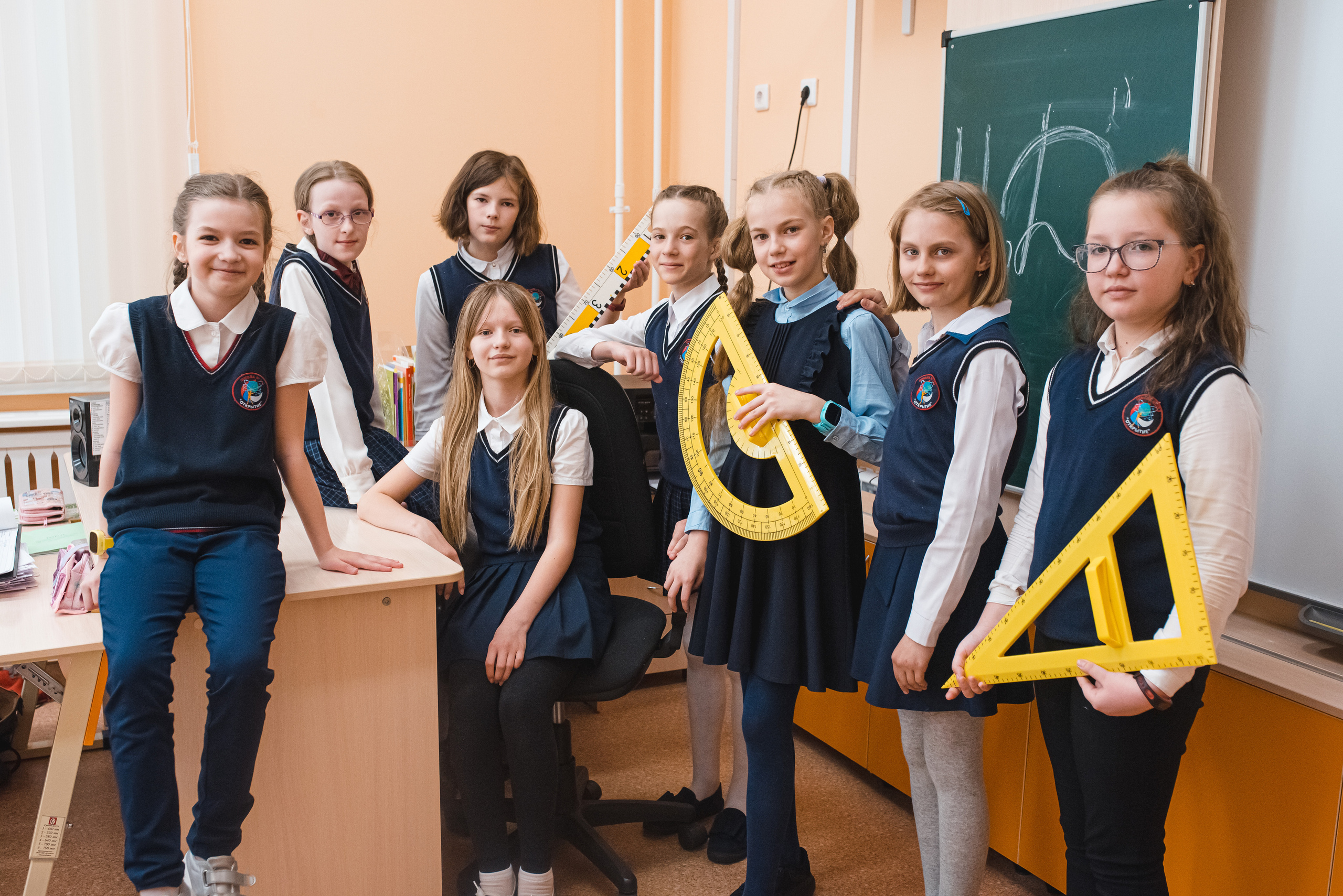 Школа 213 4 класс. Семейный и детский фотограф в Новосибирске Доронина Ольга