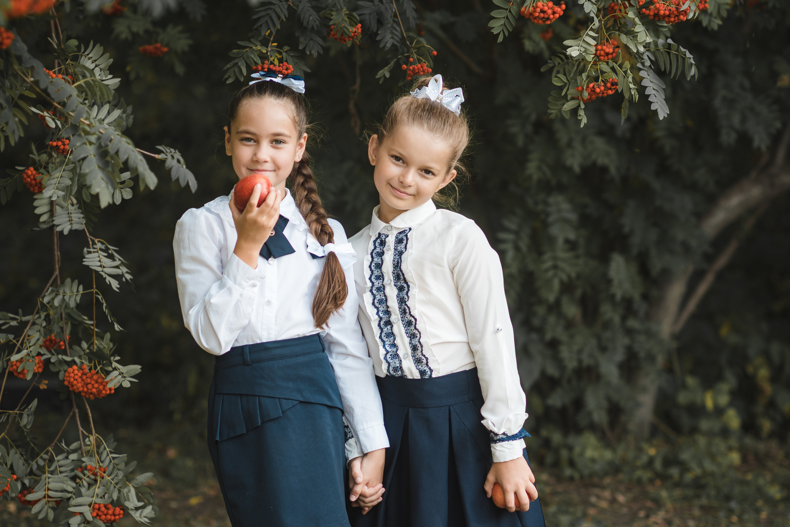 Школьные подружки. Семейный и детский фотограф в Новосибирске Доронина Ольга