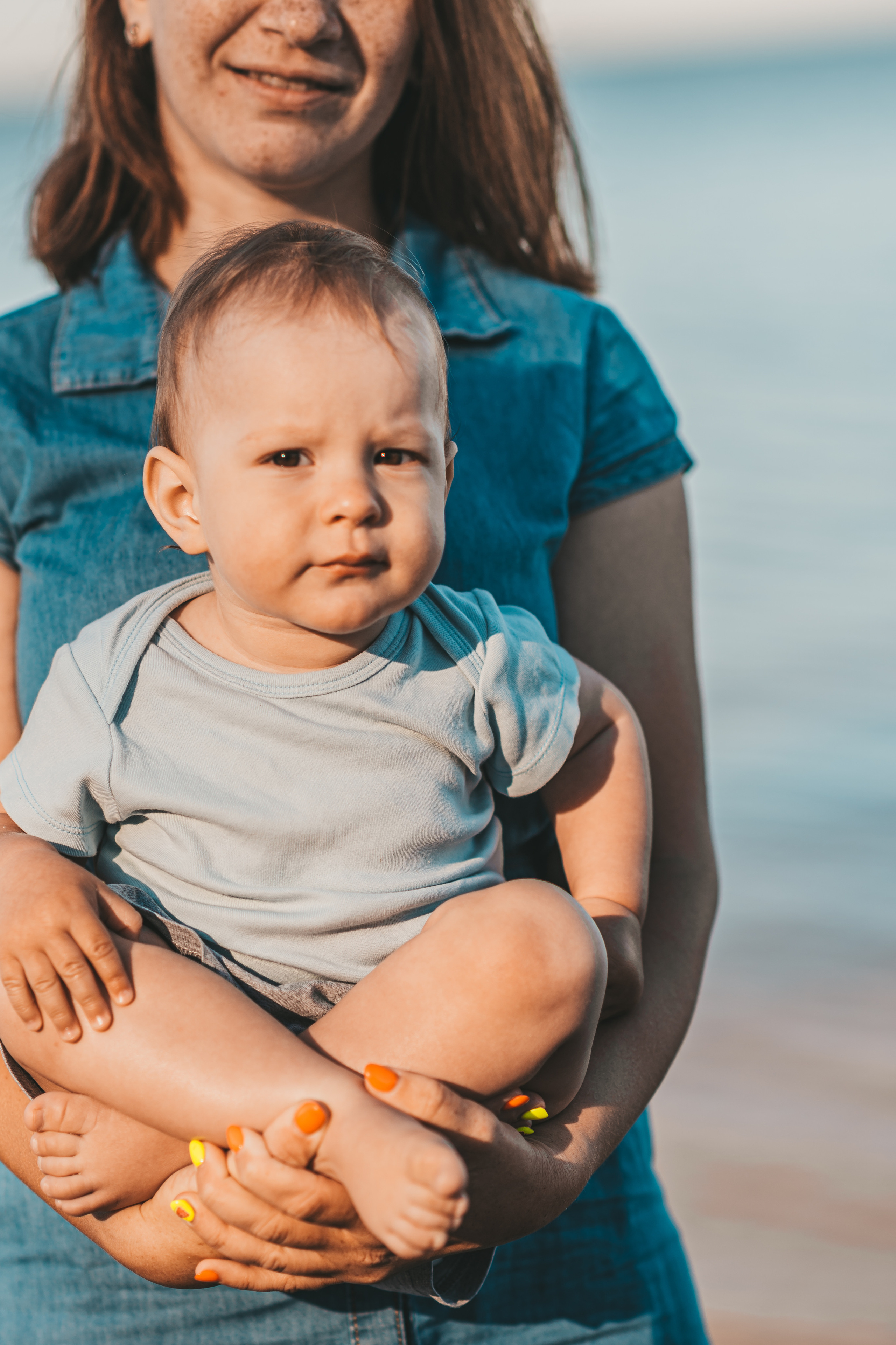 Семейные на пляже. Семейный и детский фотограф в Новосибирске Доронина Ольга