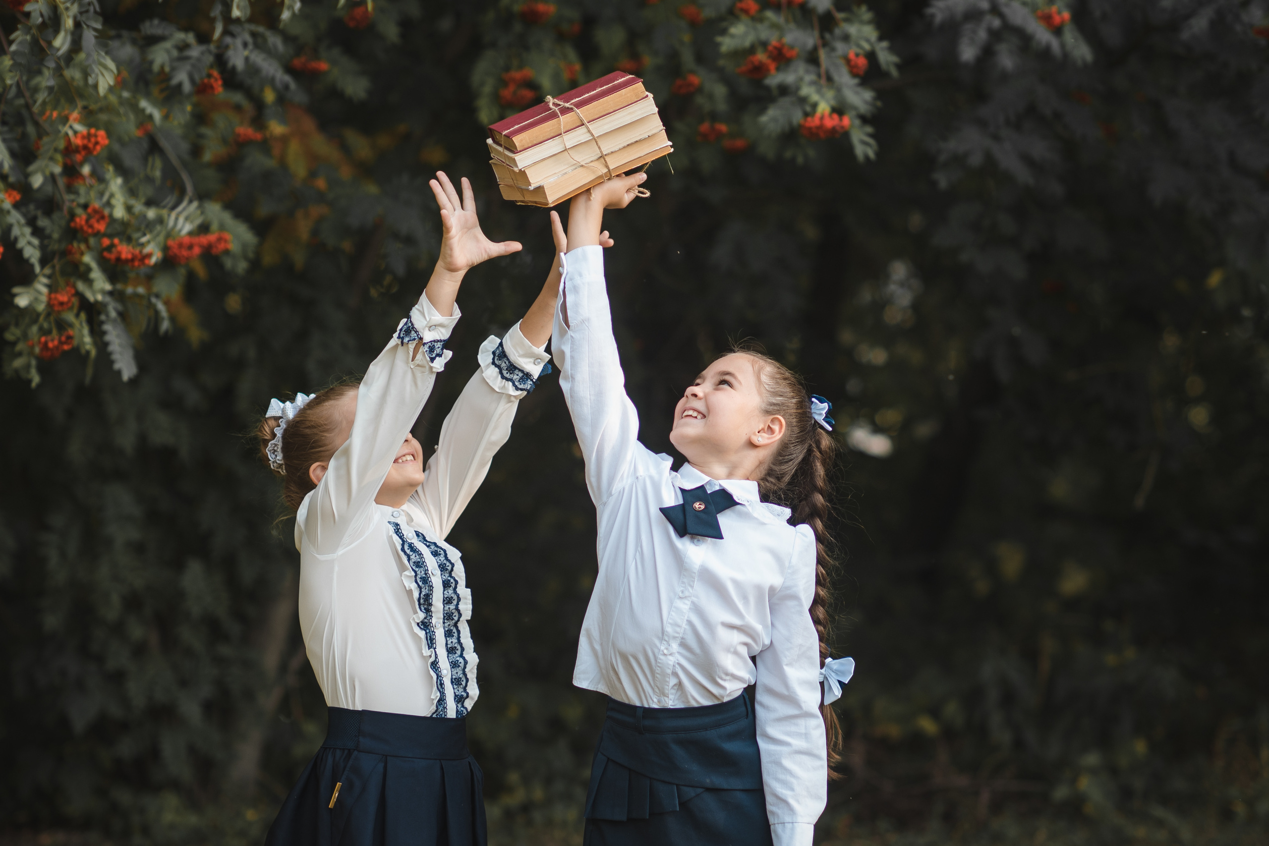 Школьные подружки. Семейный и детский фотограф в Новосибирске Доронина Ольга