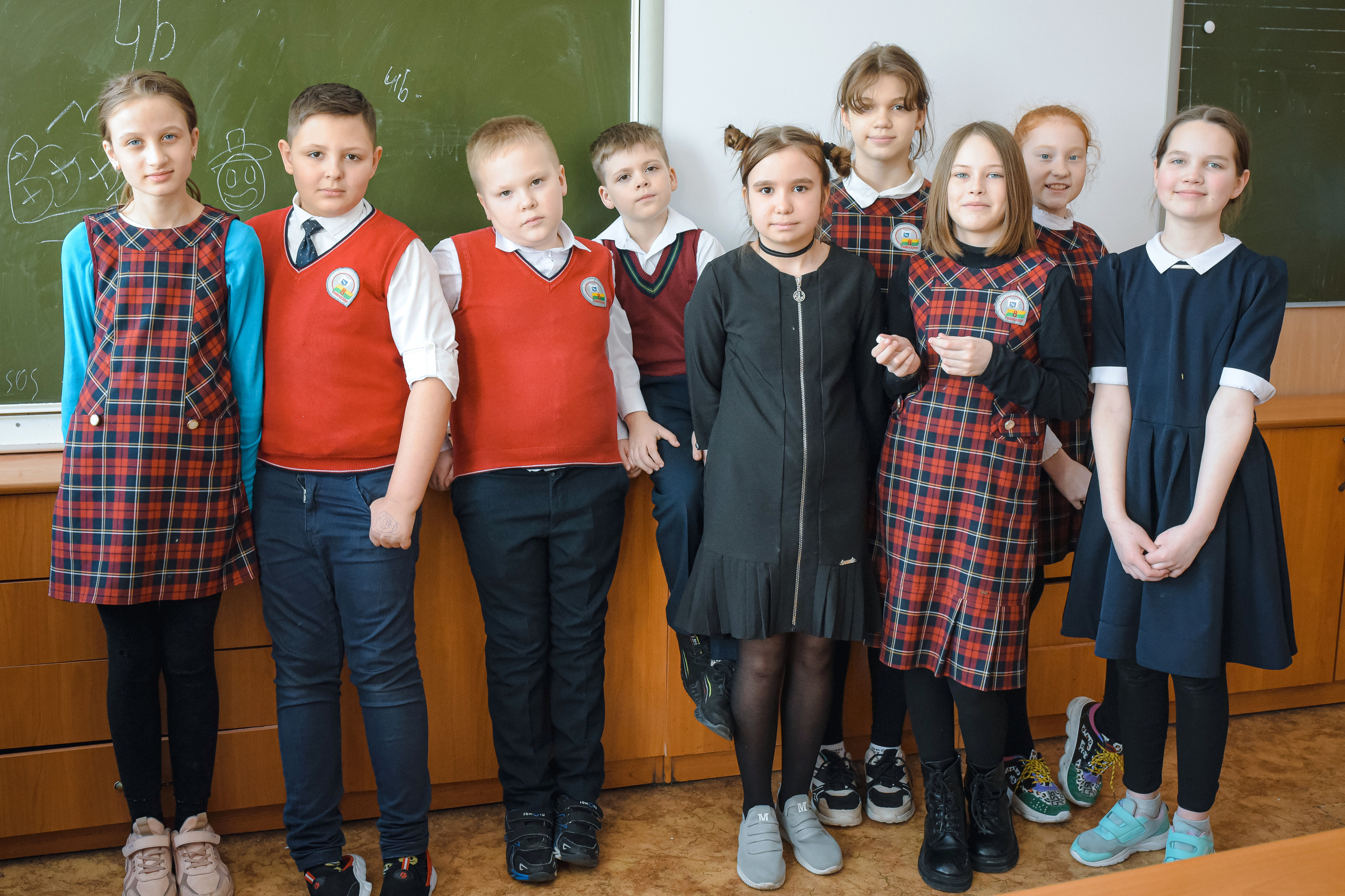 Школа гимназия 8, 4 класс. Семейный и детский фотограф в Новосибирске Доронина Ольга