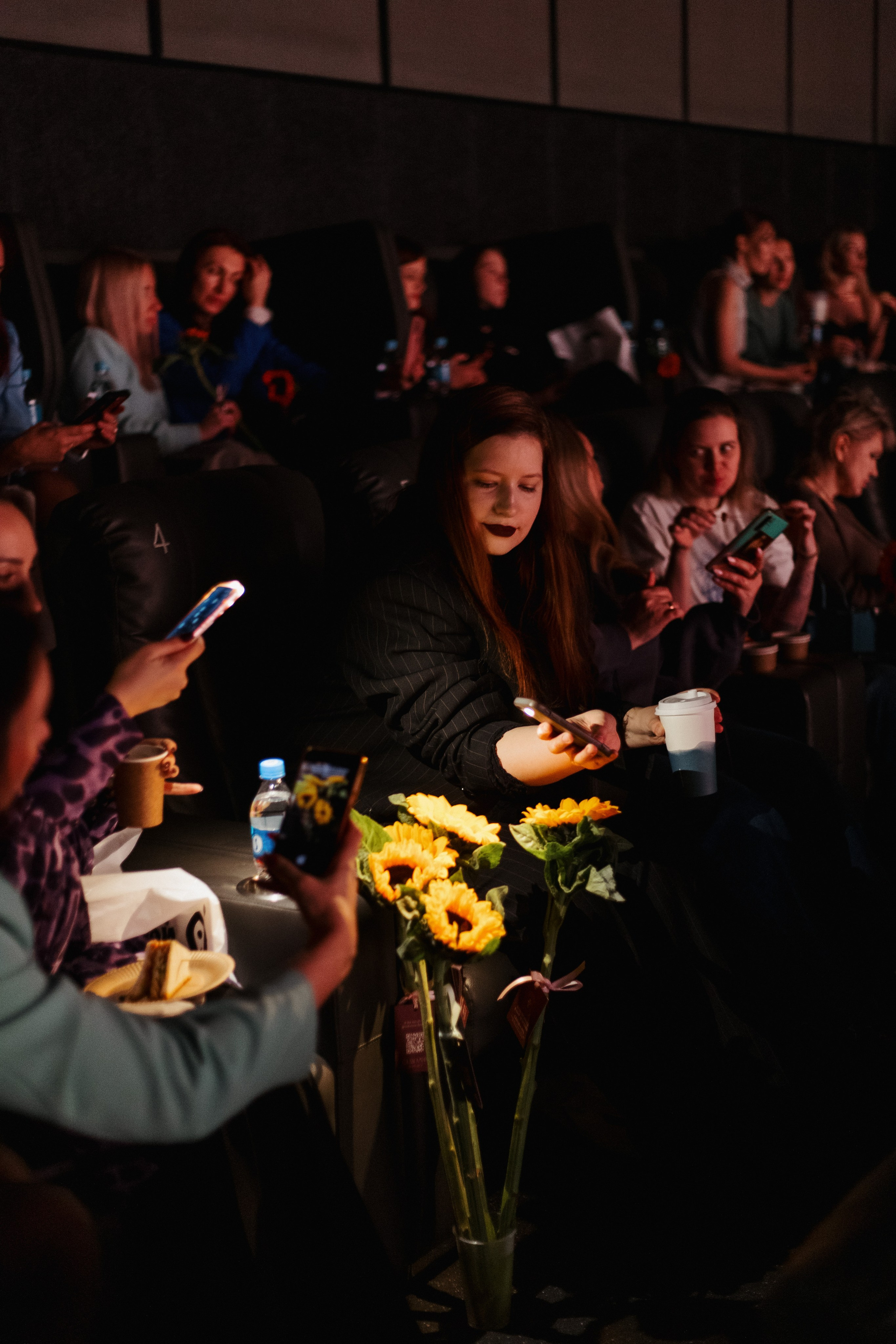 ФЭШН КОНФА. СВОИ. ФОТООТЧЕТЫ-СОБЫТИЯ-МЕСТА