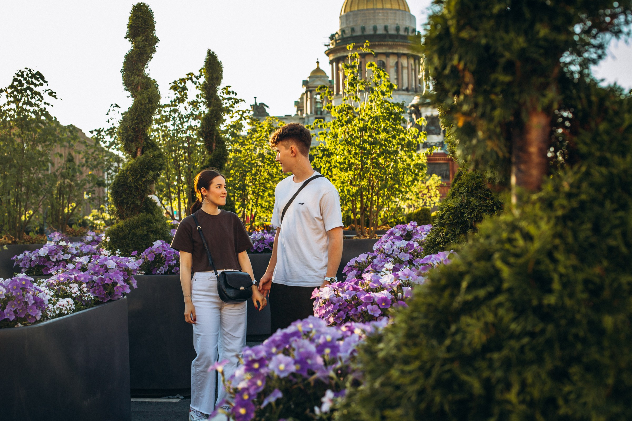 Камиль и Соня в июне. Фотопрогулка в Петербурге. Индивидуальный и семейный фотограф в Санкт-Петербурге