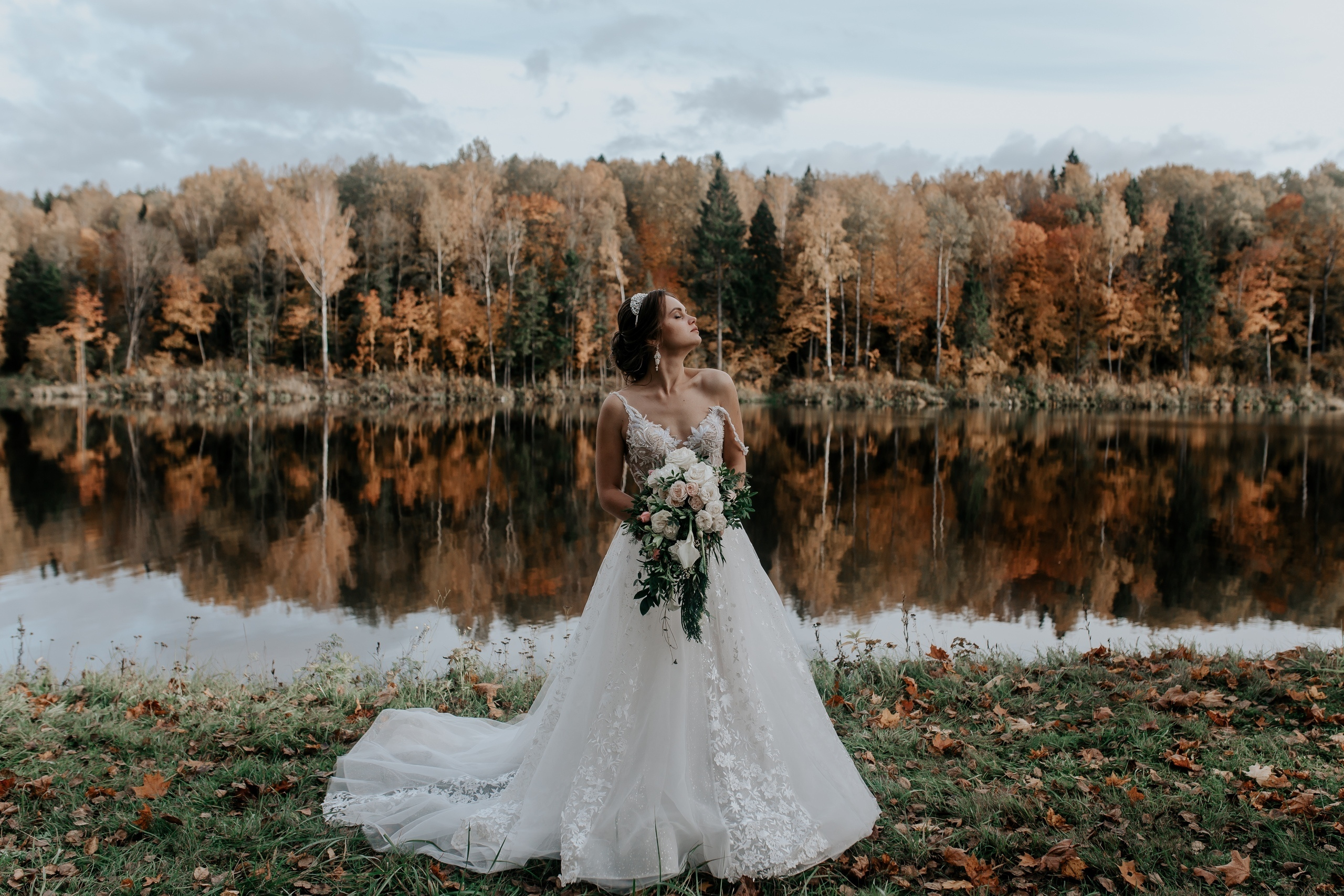 лавстори, фотограф Витебск, фотограф Минск , свадьба, свадебный фотограф Витебск, свадебный фотограф Минск, свадебное платье Витебск, свадебное платье Минск, букет невесты