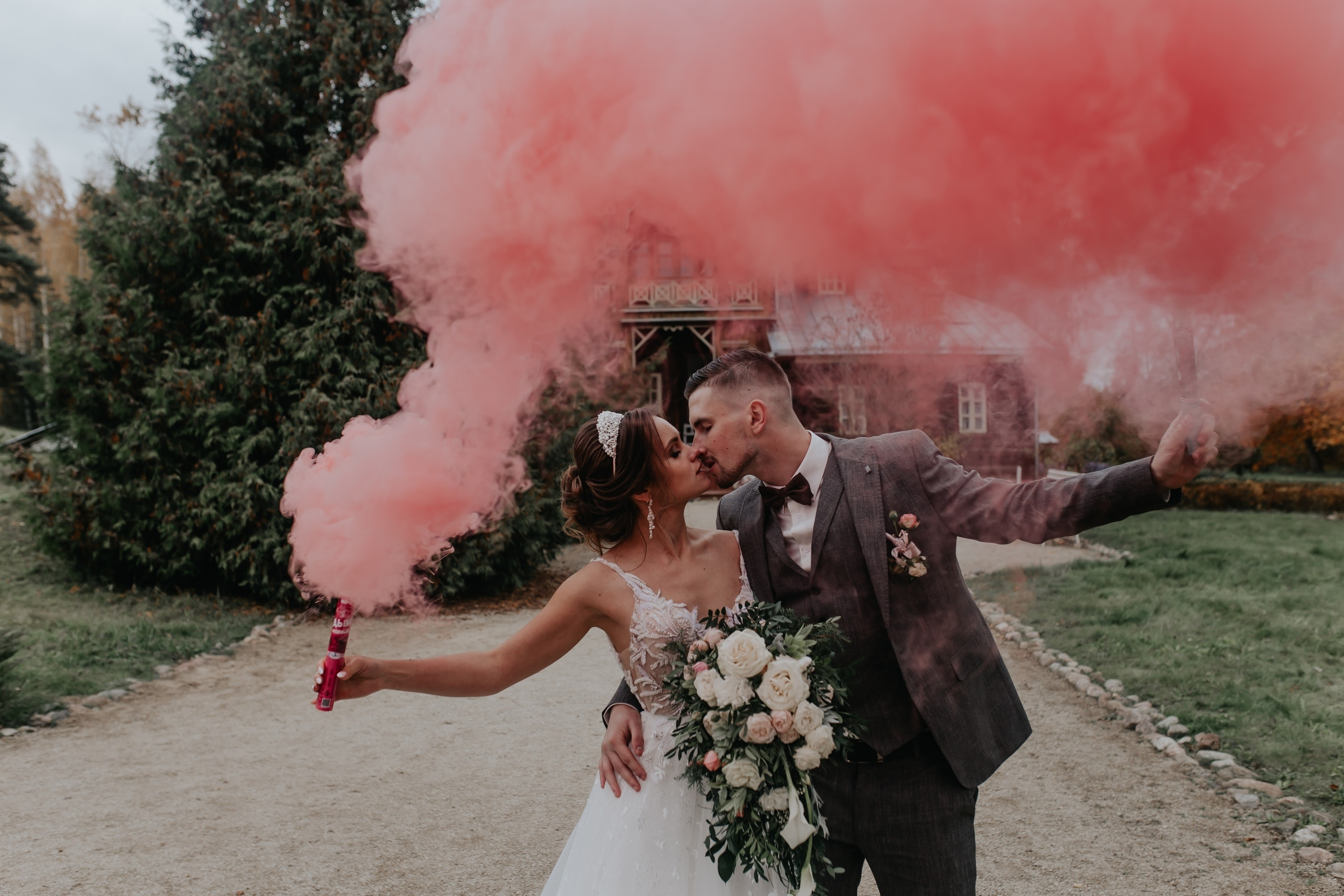 лавстори, фотограф Витебск, фотограф Минск , свадьба, свадебный фотограф Витебск, свадебный фотограф Минск, свадебное платье Витебск, свадебное платье Минск, букет невесты