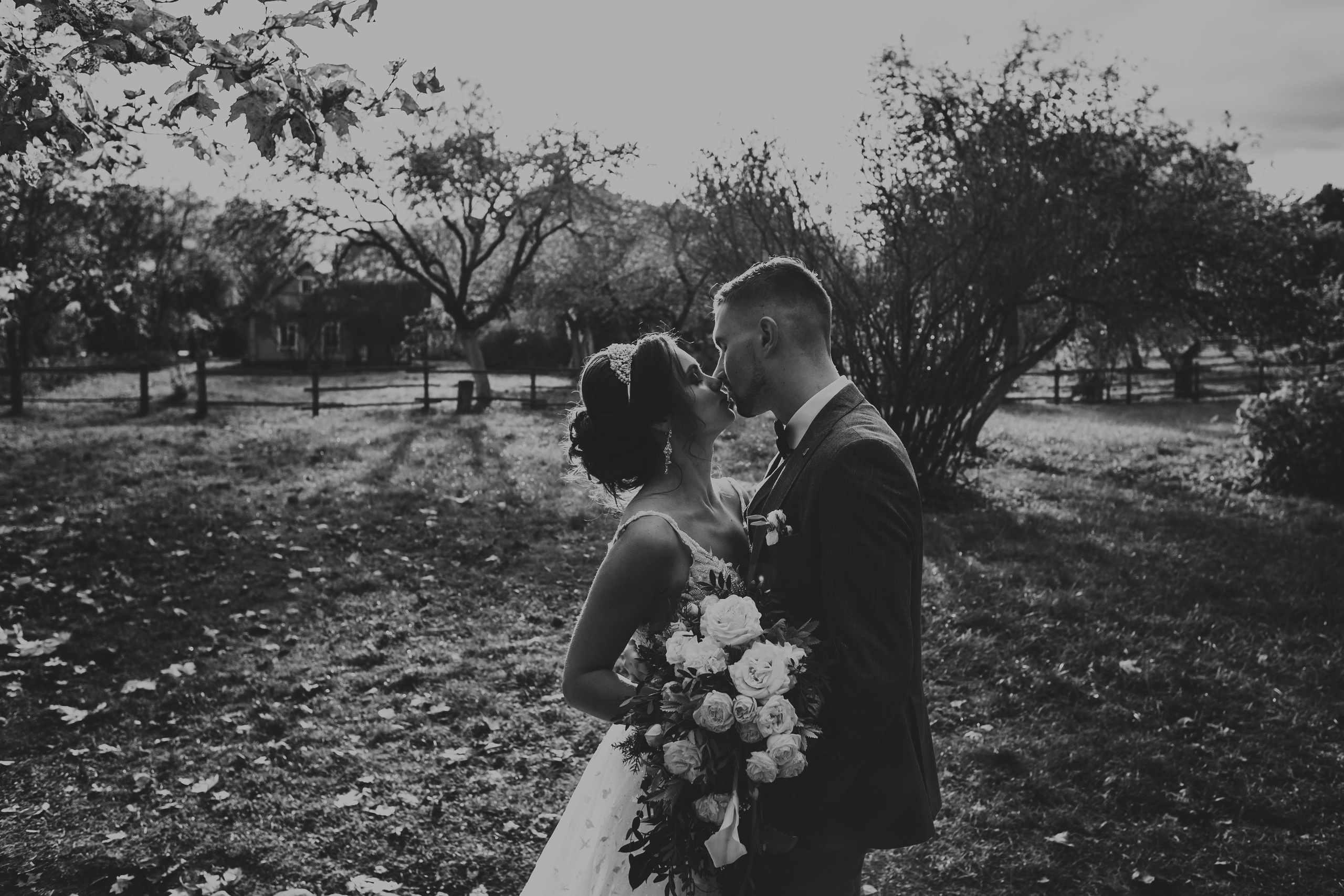 лавстори, фотограф Витебск, фотограф Минск , свадьба, свадебный фотограф Витебск, свадебный фотограф Минск, свадебное платье Витебск, свадебное платье Минск, букет невесты