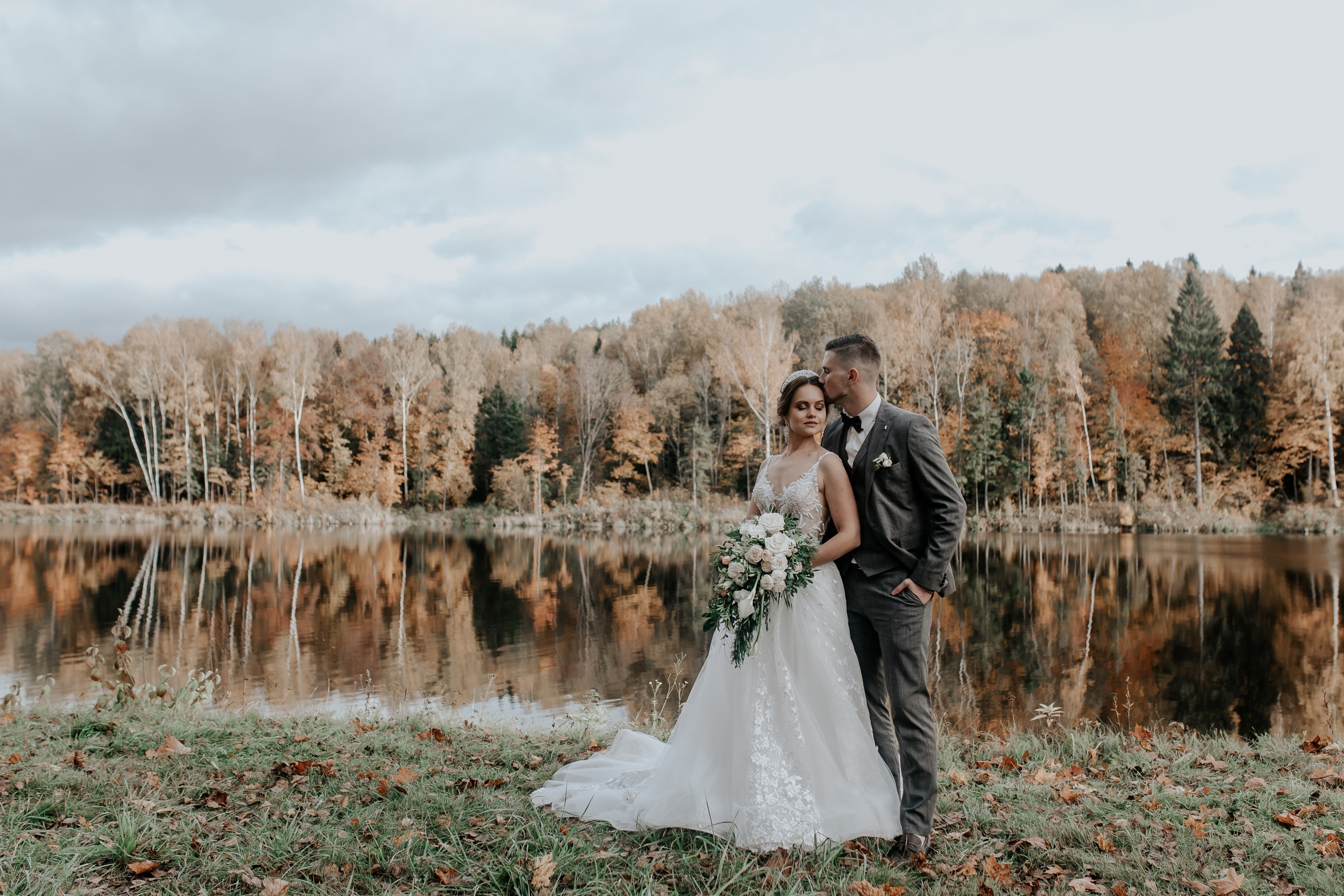 лавстори, фотограф Витебск, фотограф Минск , свадьба, свадебный фотограф Витебск, свадебный фотограф Минск, свадебное платье Витебск, свадебное платье Минск, букет невесты