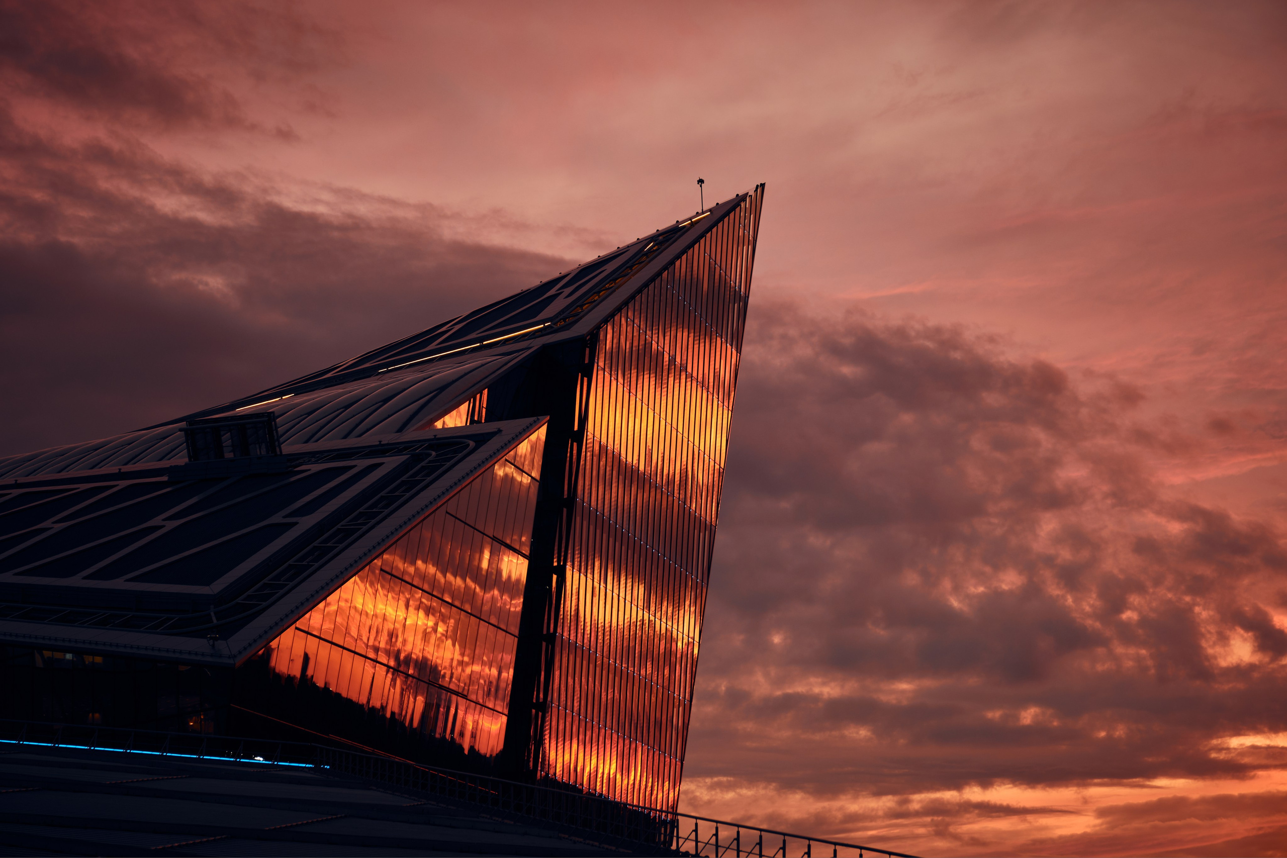 Санкт-Петербург. Фотограф портретный архитектурный лавстори будуар Санкт-Петербург Виктор Иванов