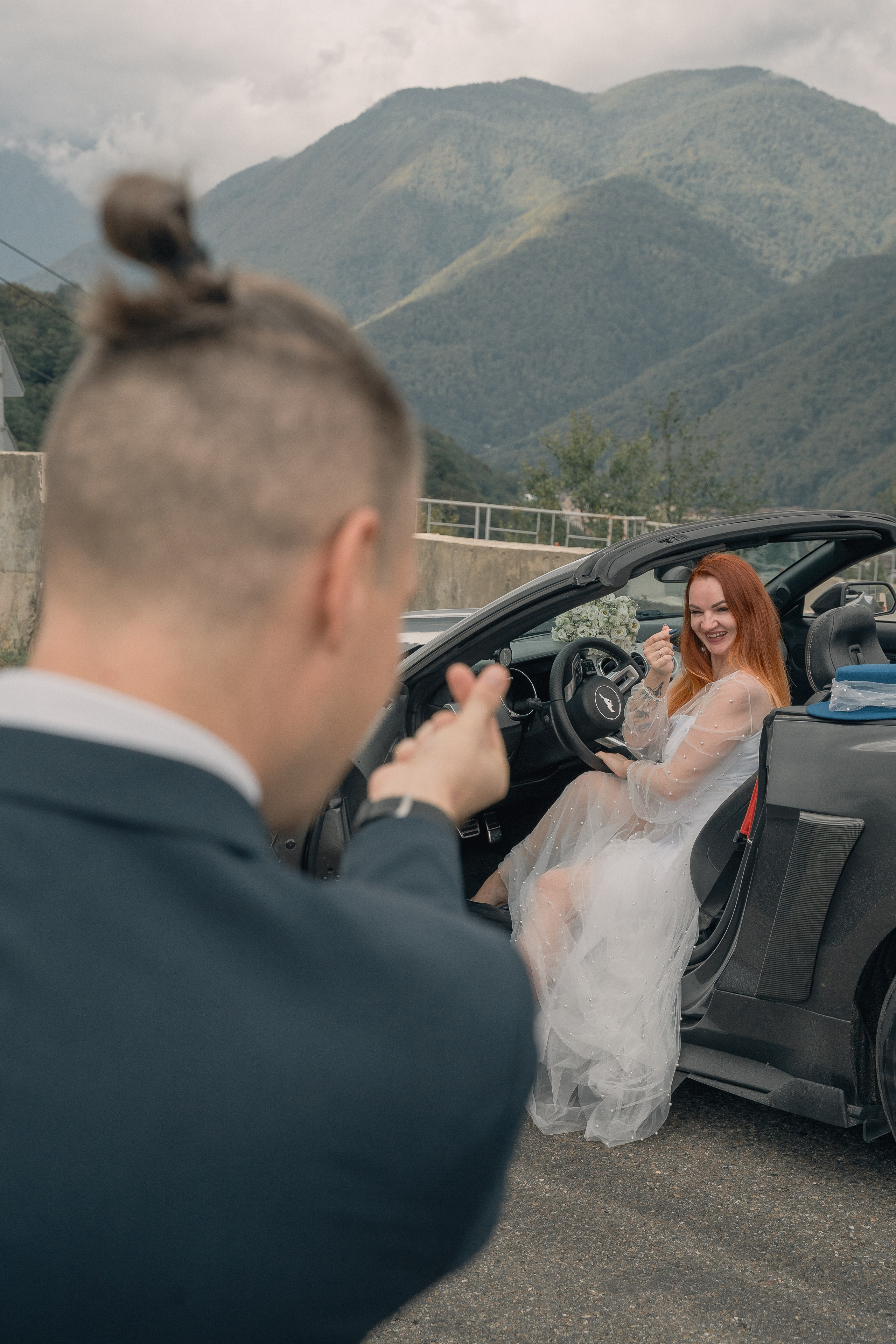 Фотосессия на Кабриолете Сочи в Адлере и на Красной Поляне