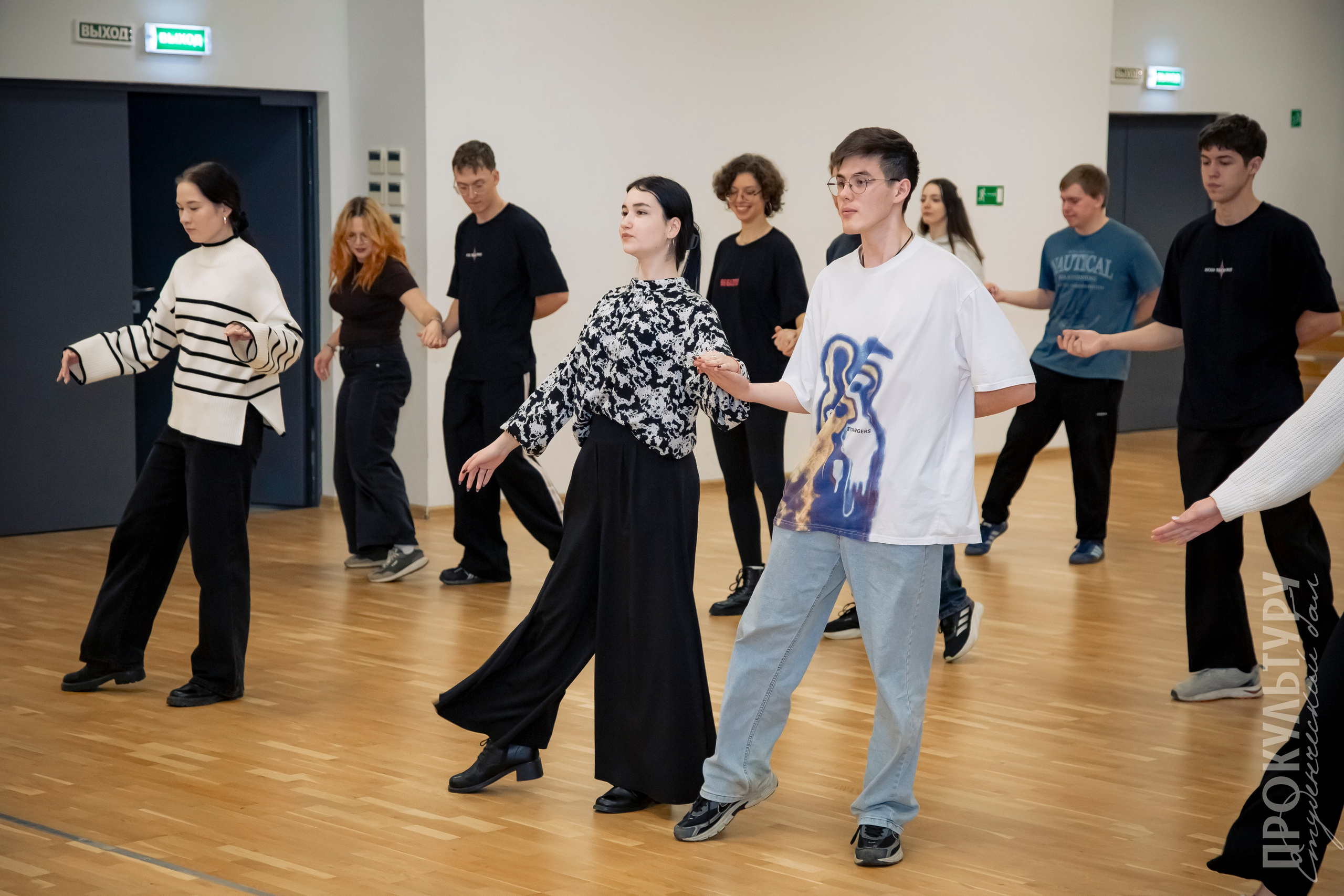 Студбал: репетиции. Репортажный и портретный фотограф Казань / Горячих Полина