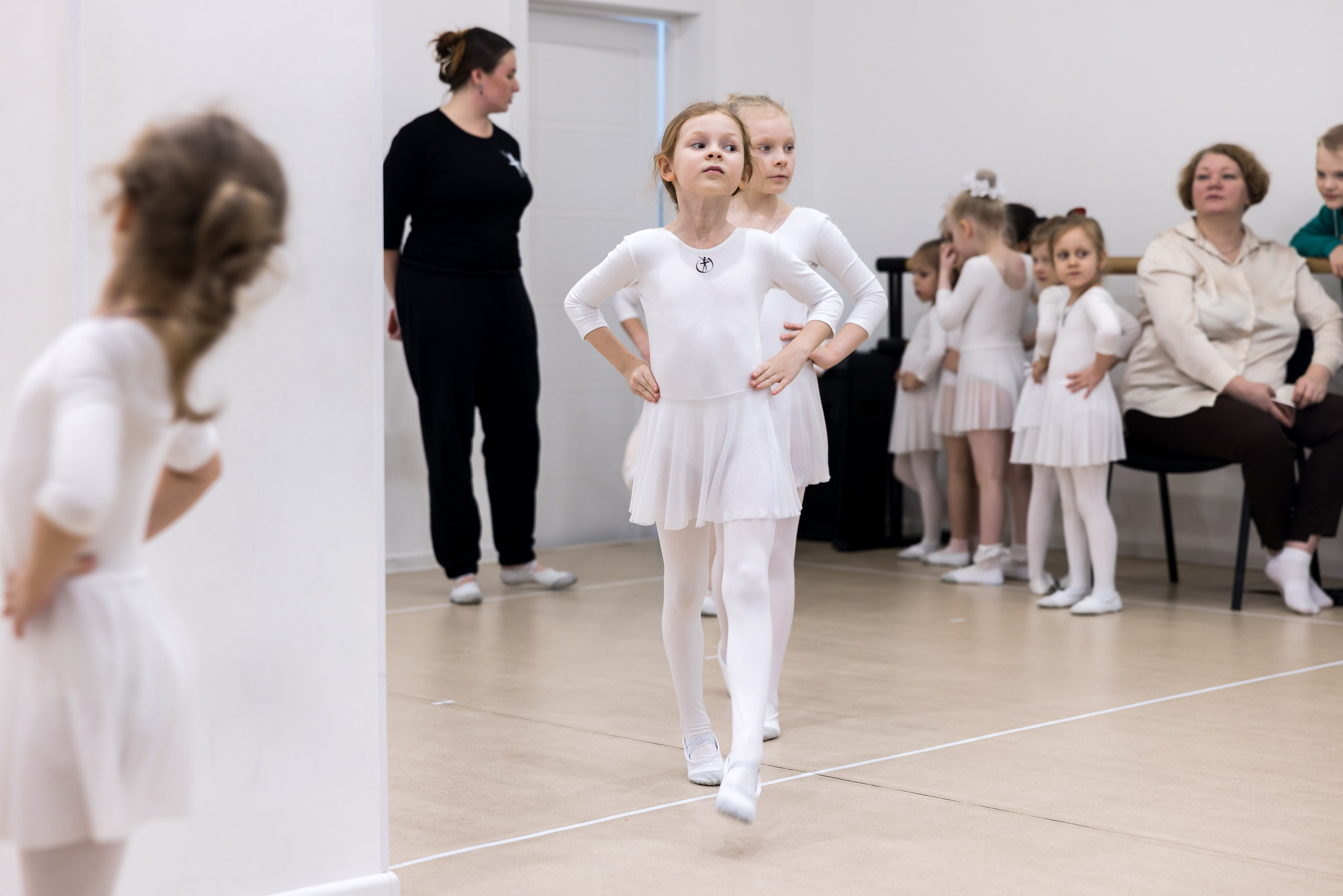 Открытый урок Яси в студии балета (01/03/2024). OLGA OLEYNIKOVA Пространство, люди, смыслы