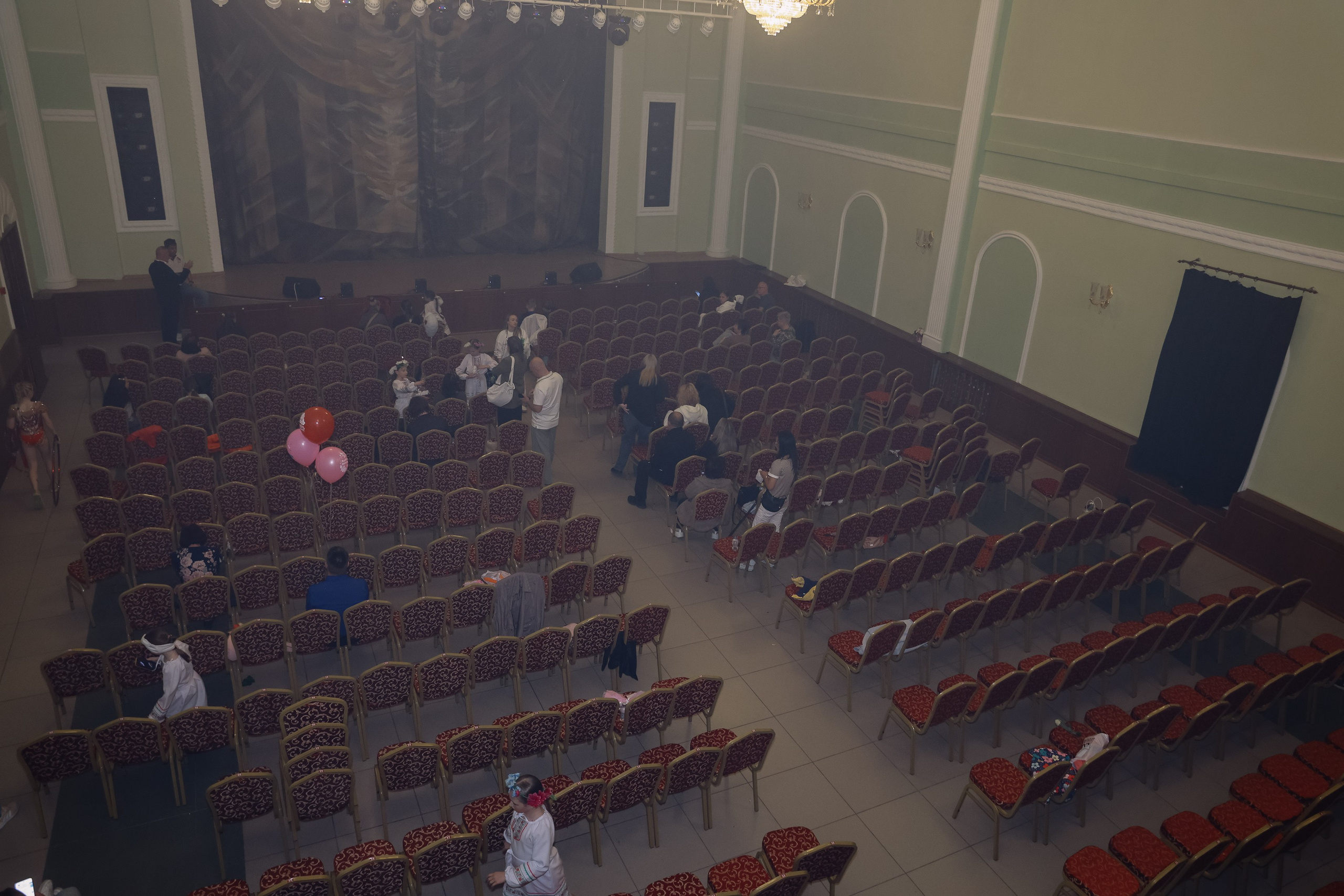 Показы фигуристов в Филармонии. Фотограф Юлия Мальцева