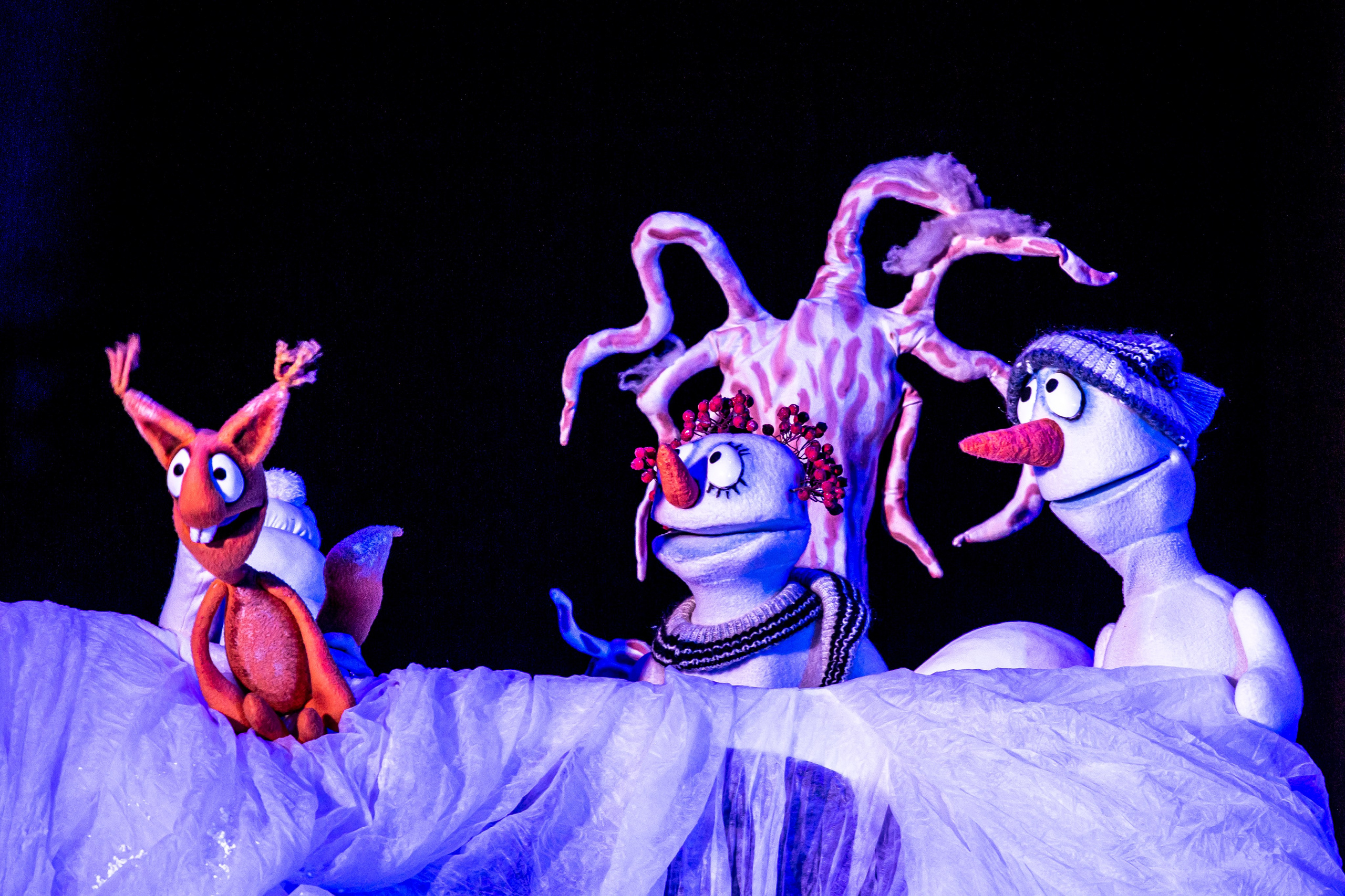 Спектакль Снежные человечки — театр Саквояж. Фотограф в Сочи Юрий Шептаев